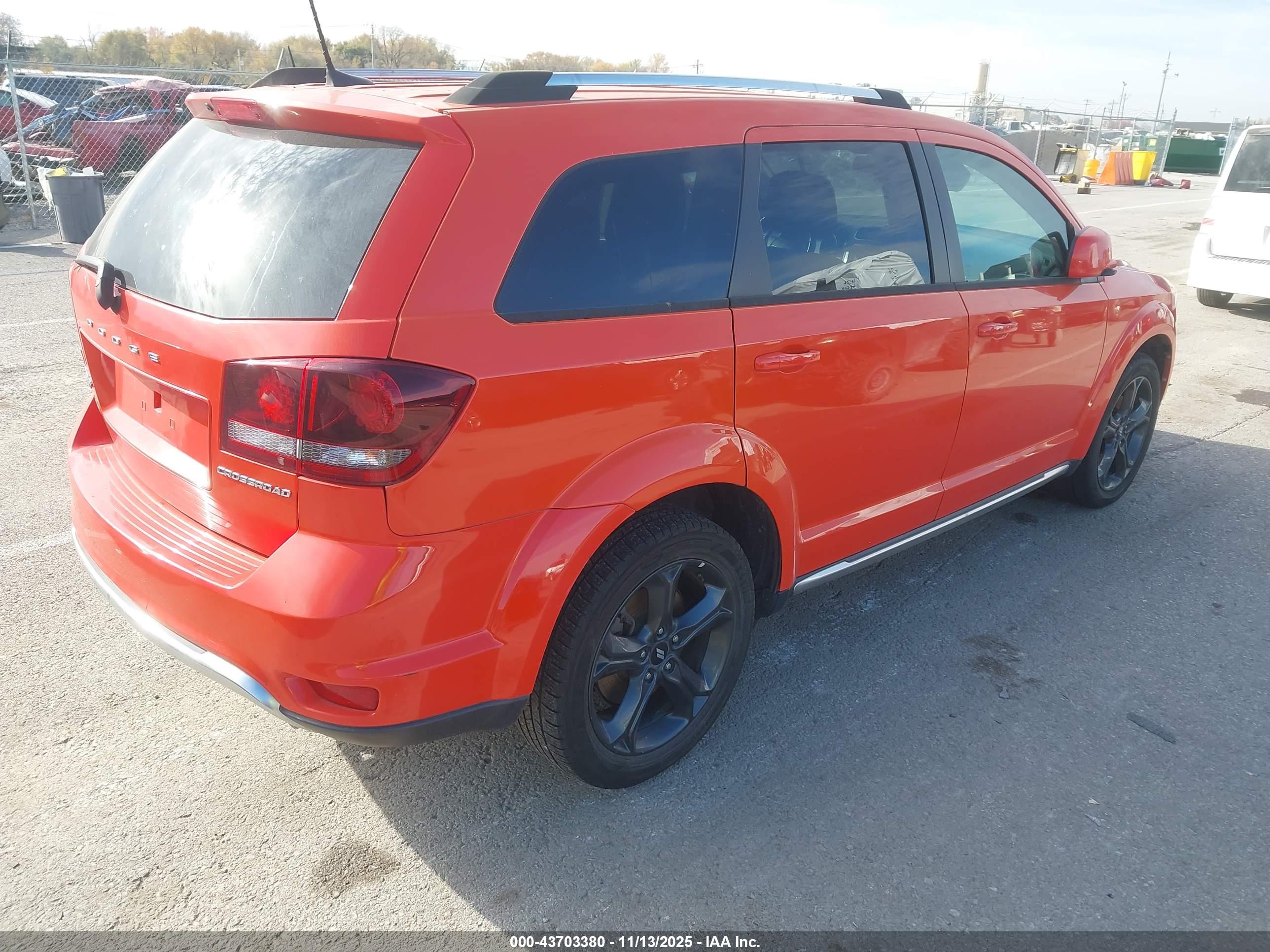 DODGE JOURNEY image 4