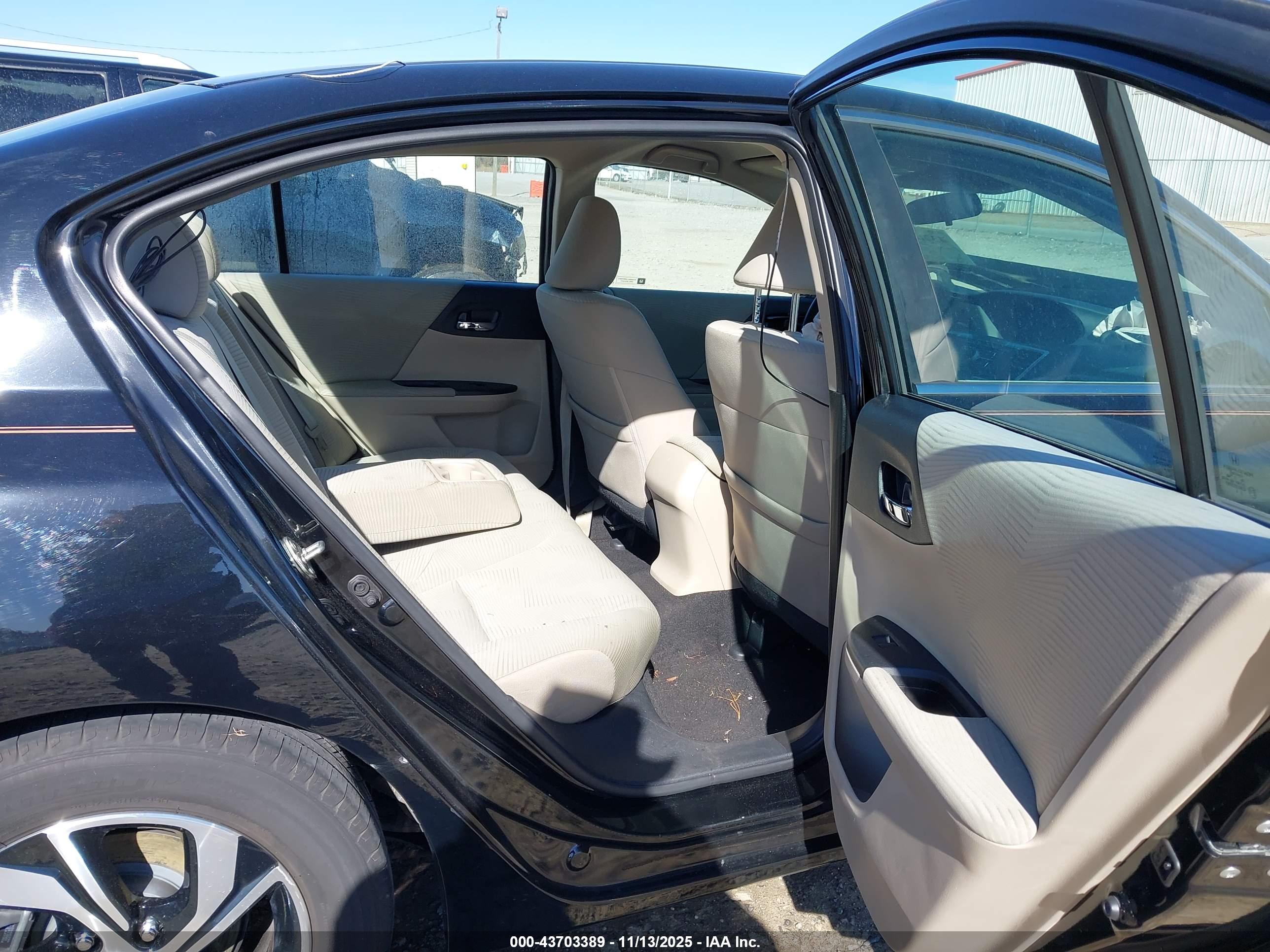 HONDA ACCORD image 8
