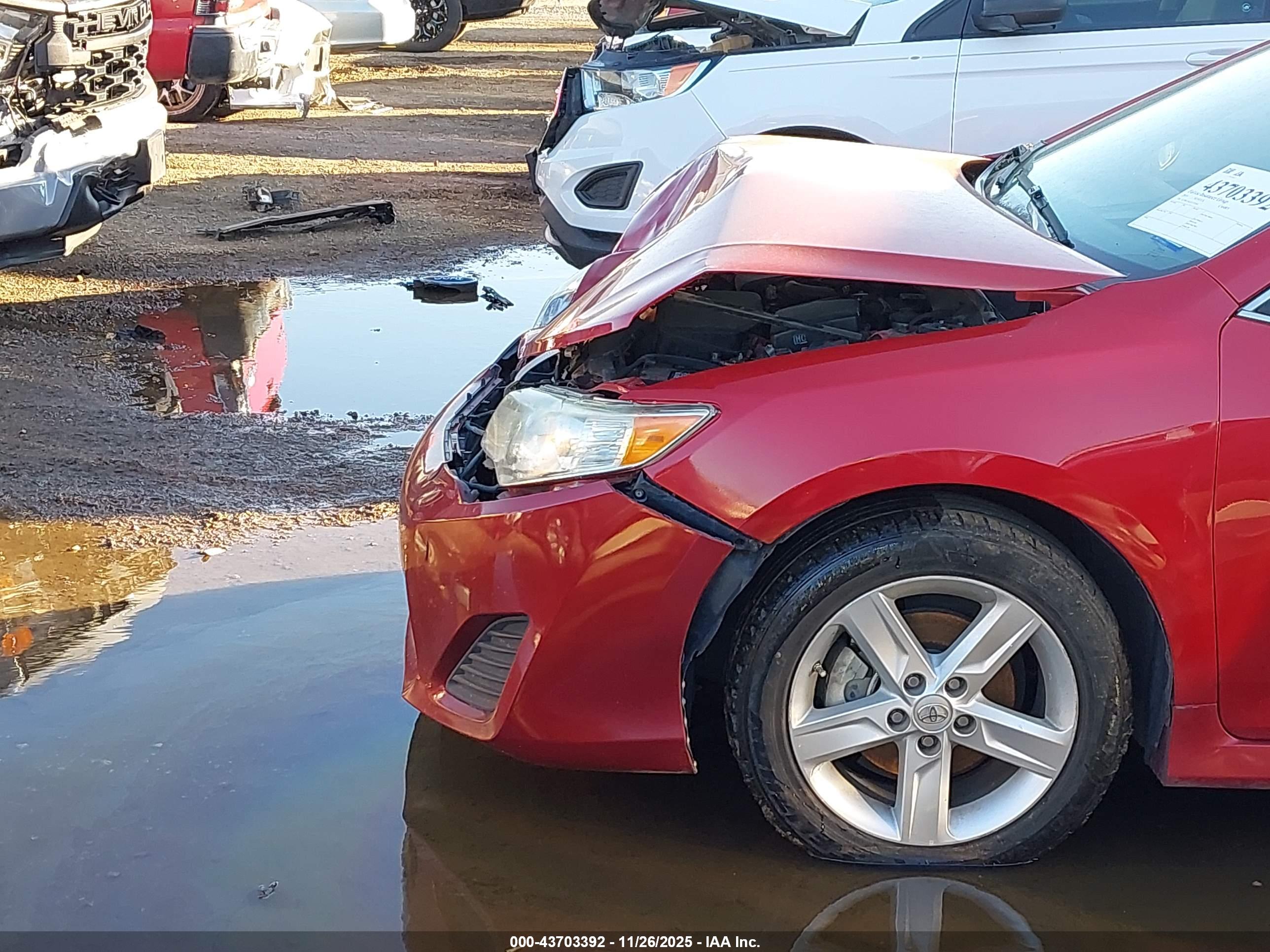 TOYOTA CAMRY image 6