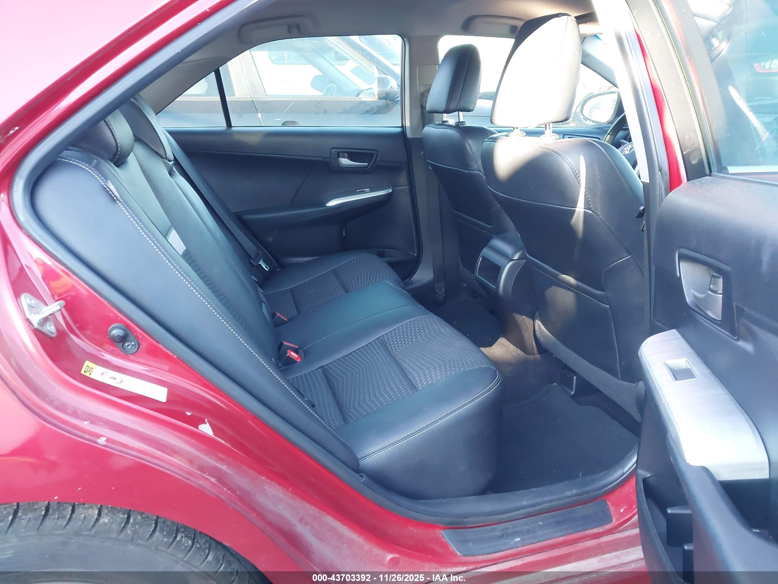 TOYOTA CAMRY image 8