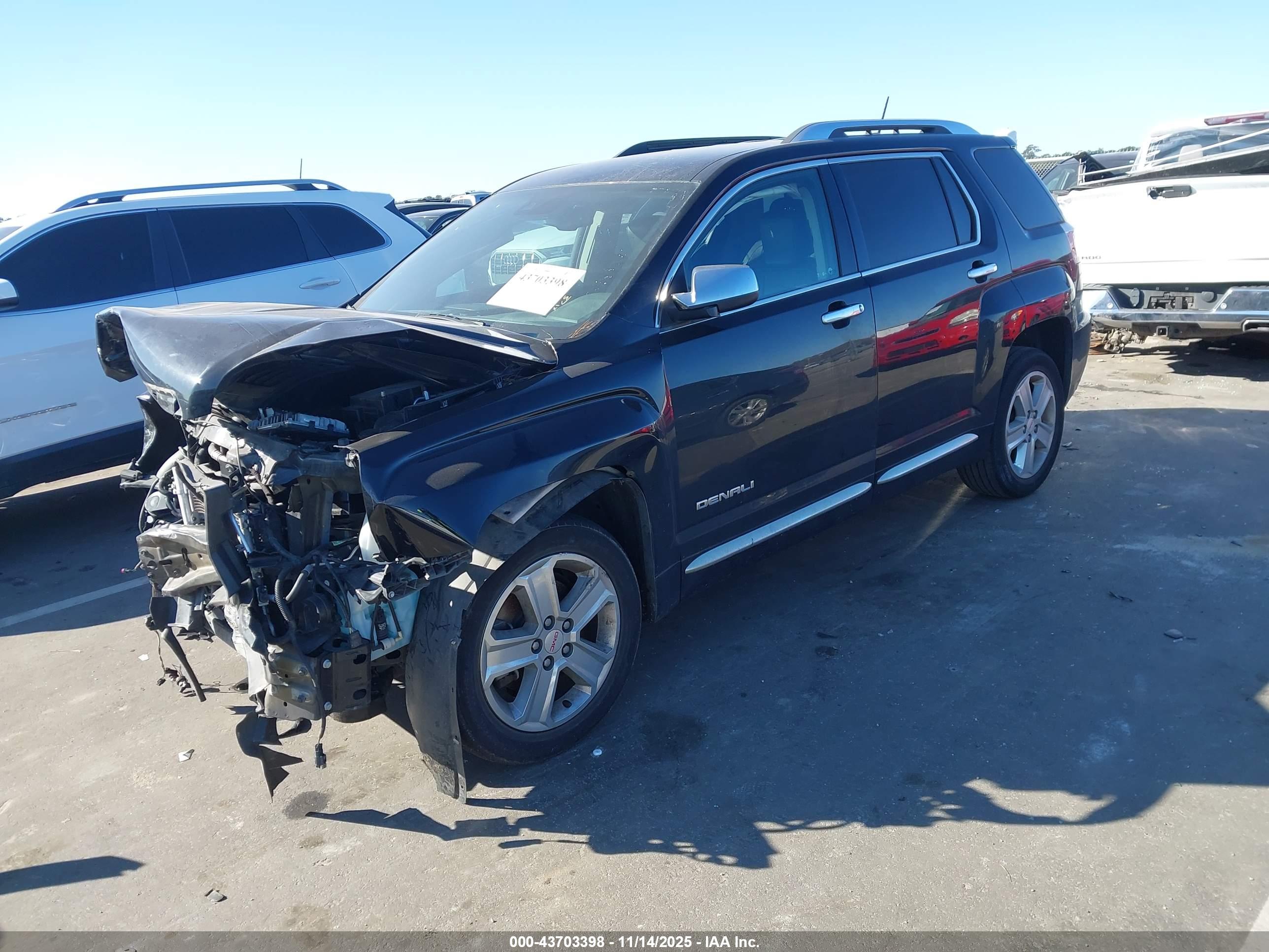 GMC TERRAIN image 2