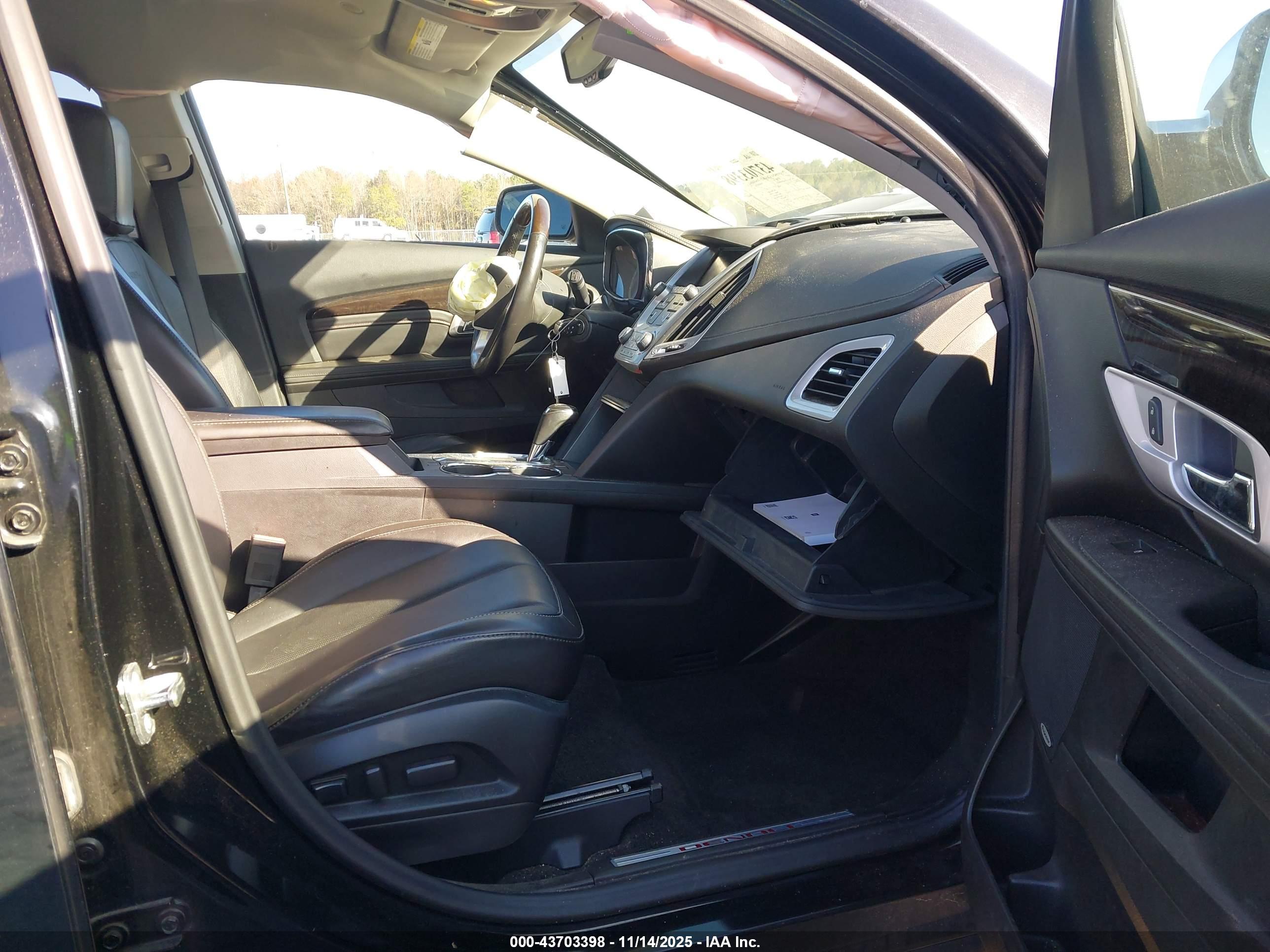 GMC TERRAIN image 5
