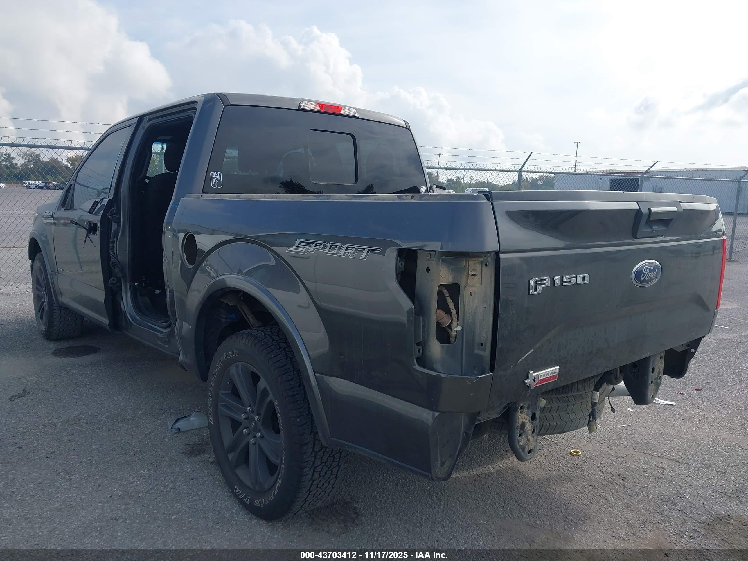 FORD F-150 image 3