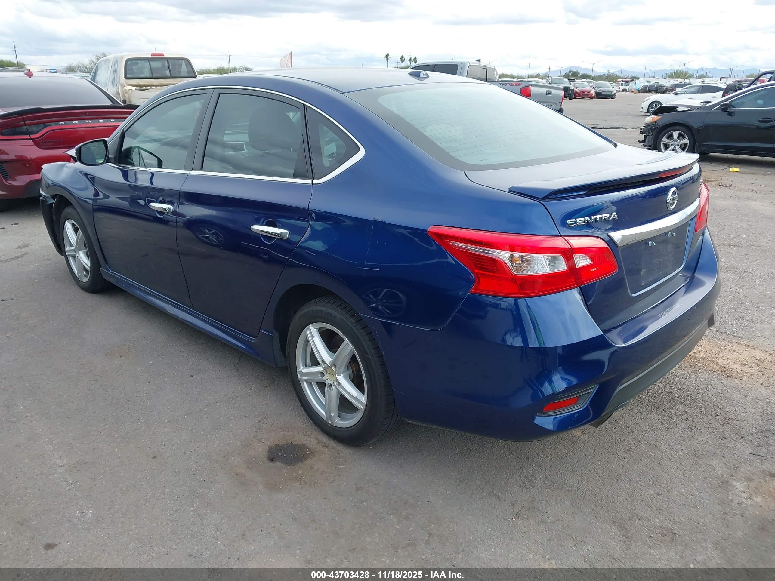 NISSAN SENTRA image 3