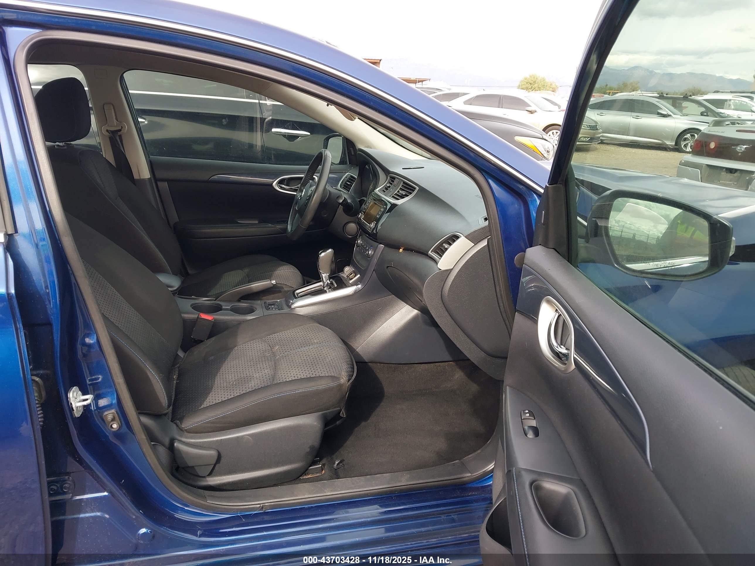 NISSAN SENTRA image 5
