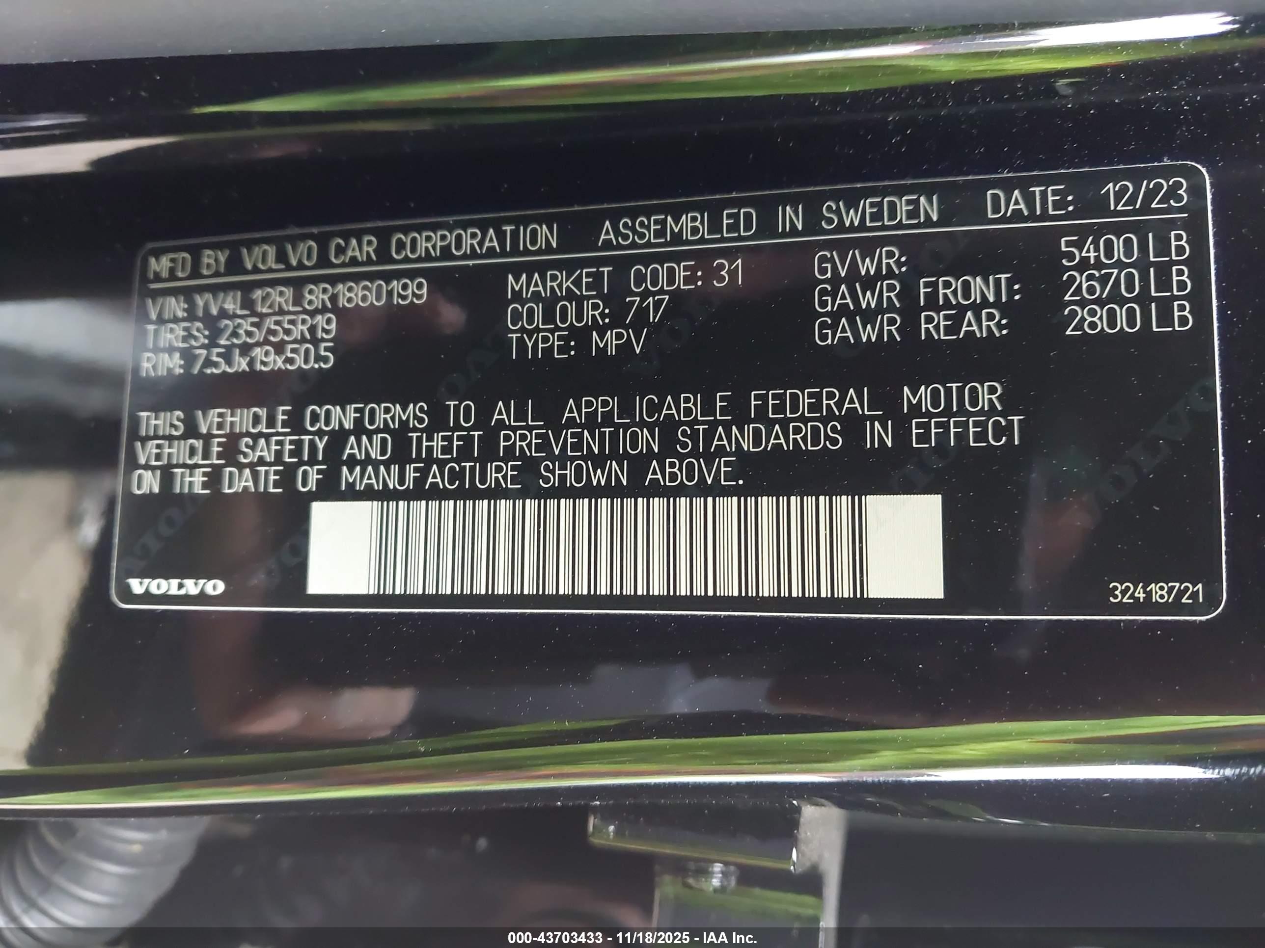 VOLVO XC60 image 9