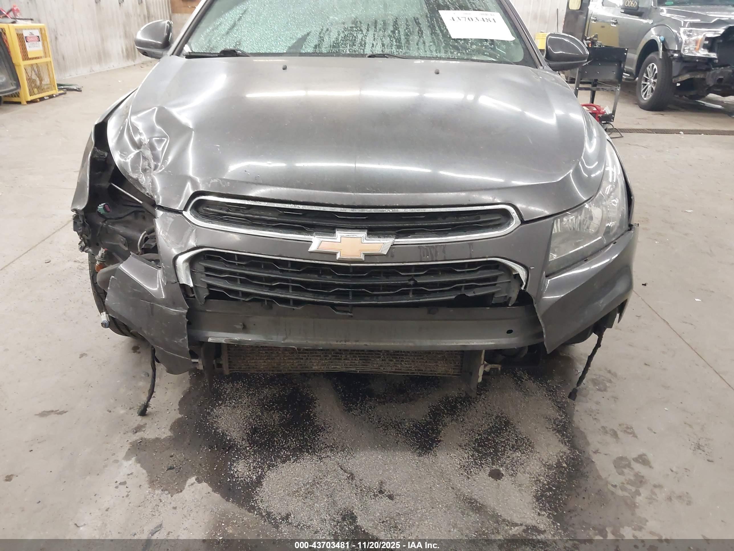 CHEVROLET CRUZE image 6