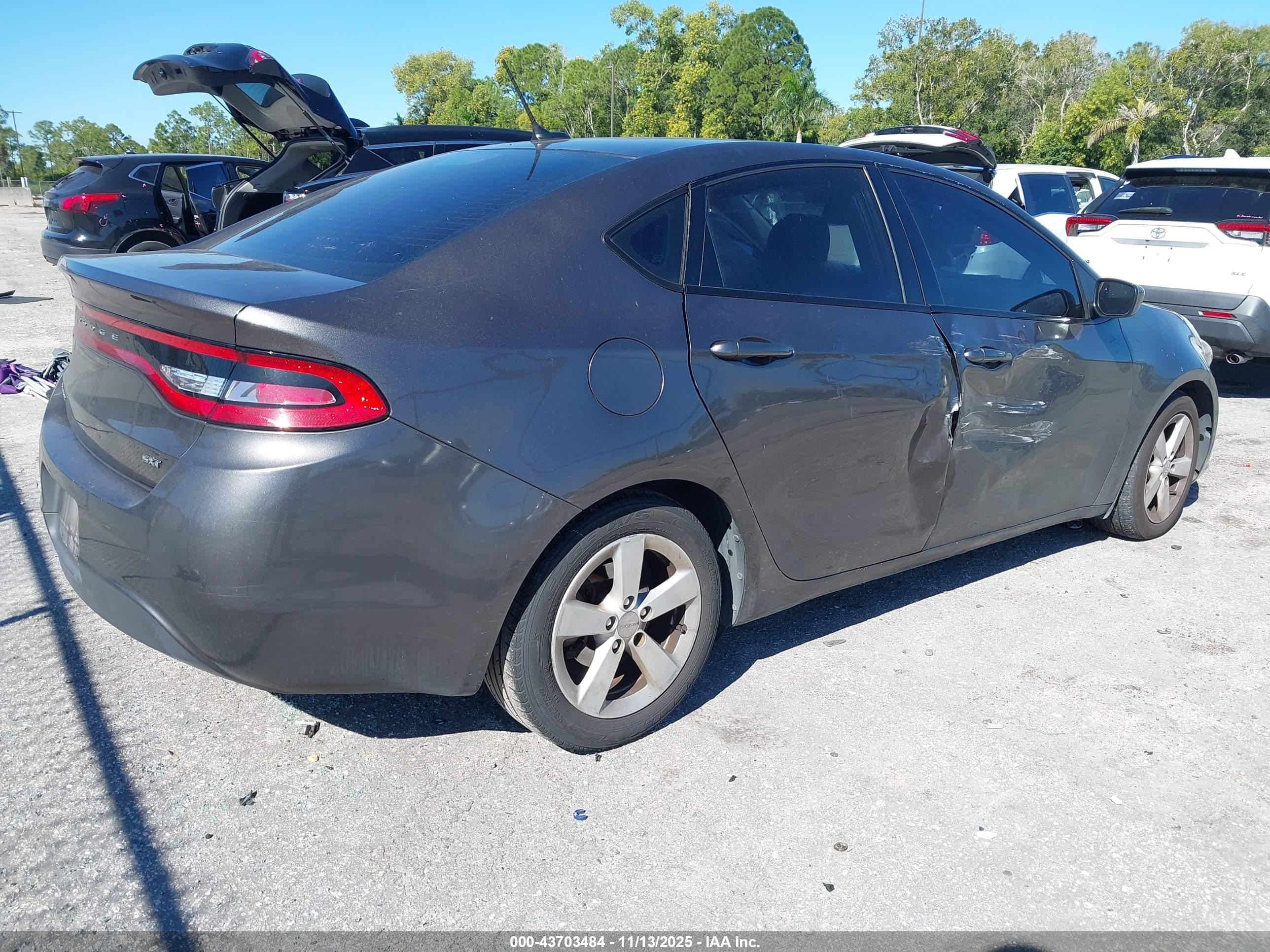 DODGE DART image 4