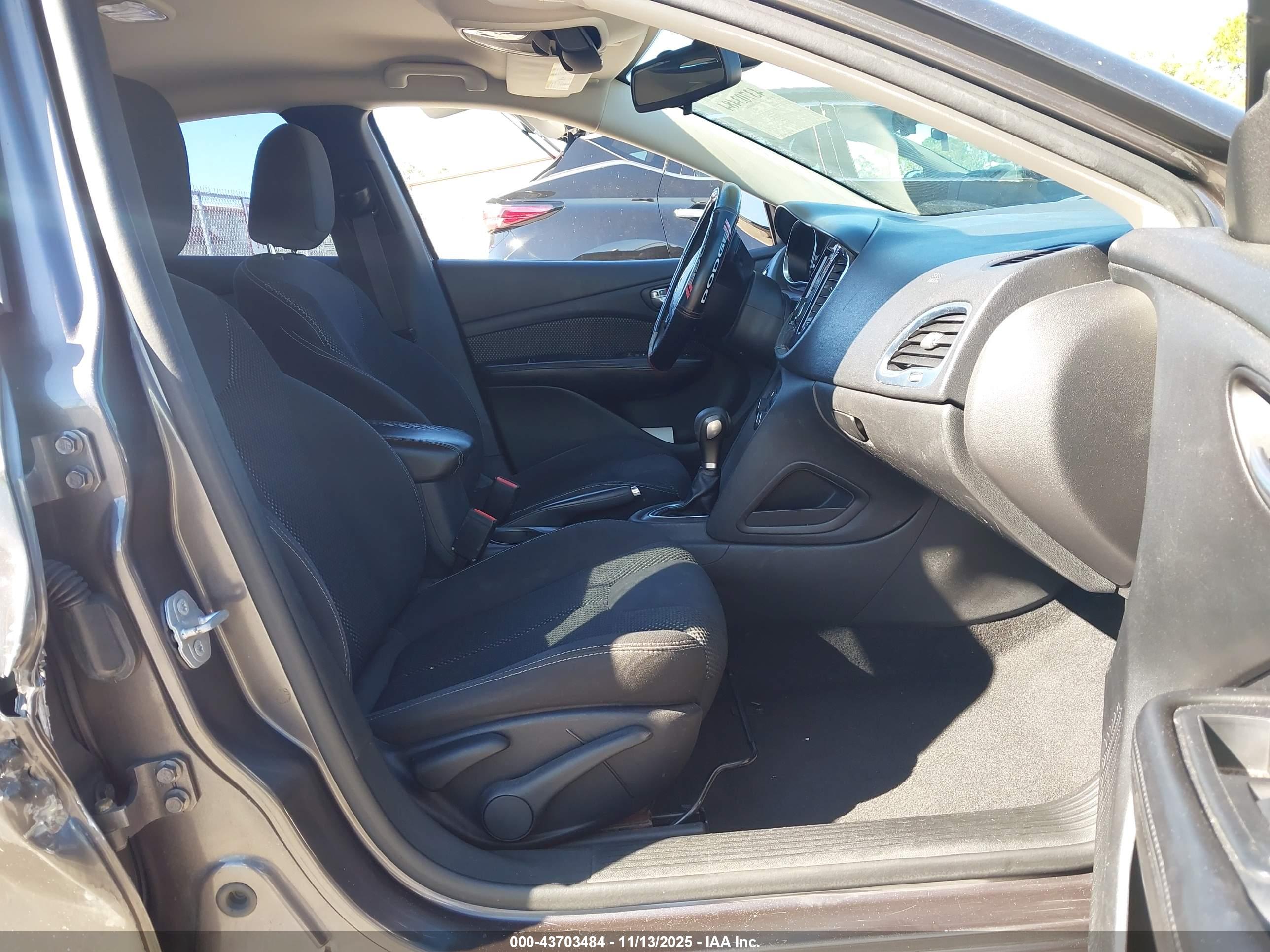 DODGE DART image 5