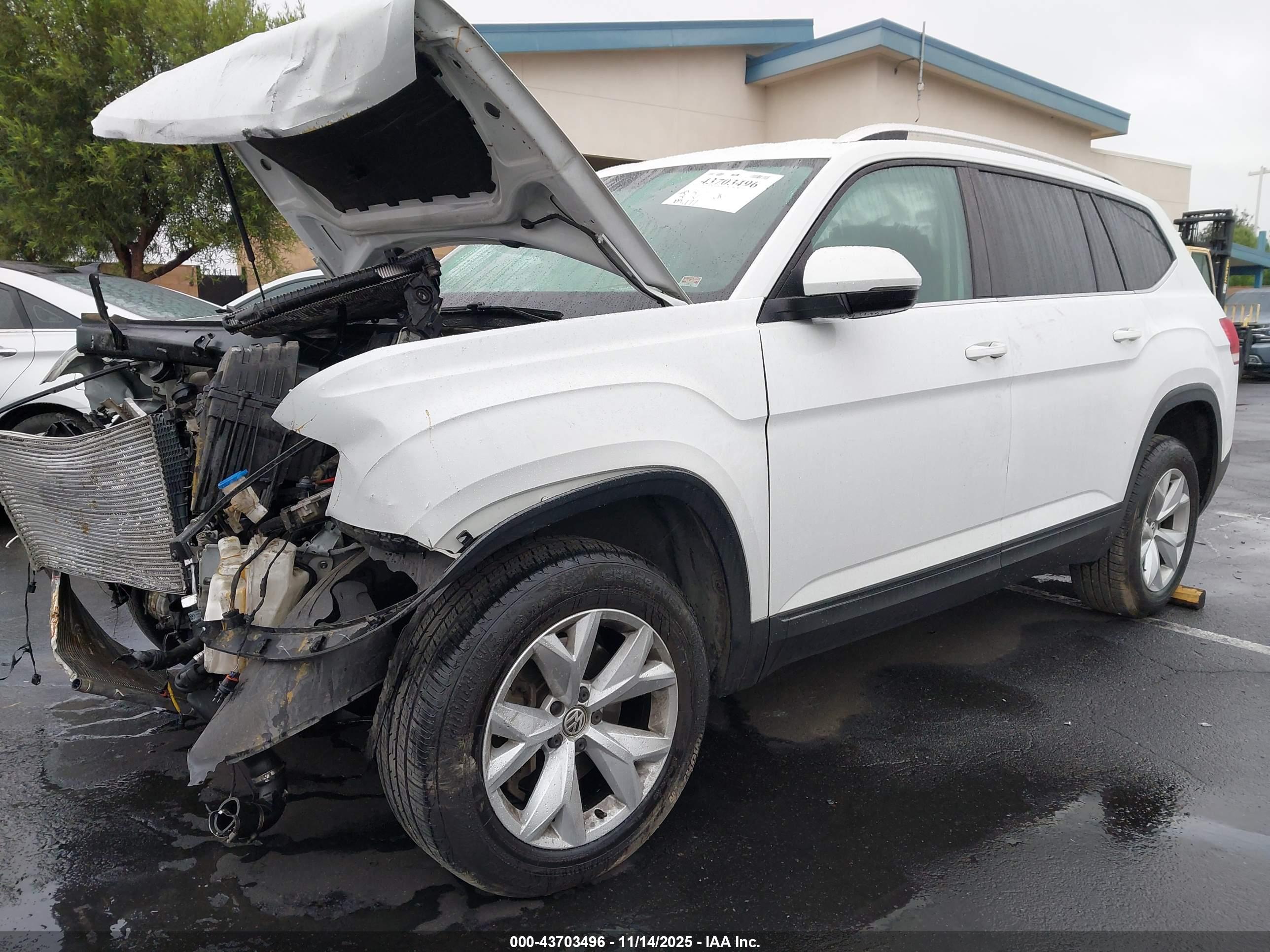 VOLKSWAGEN ATLAS image 2