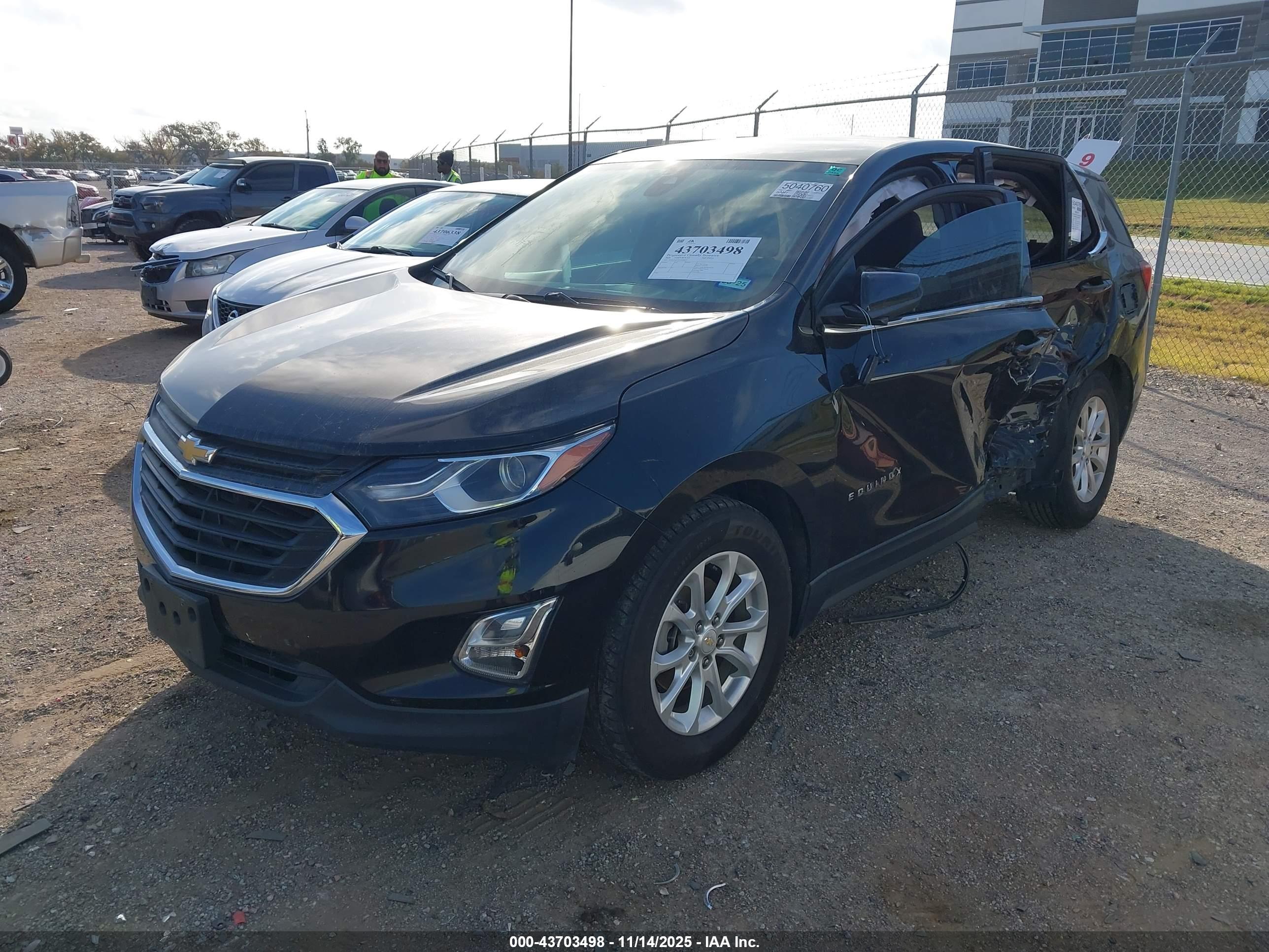 CHEVROLET EQUINOX image 2