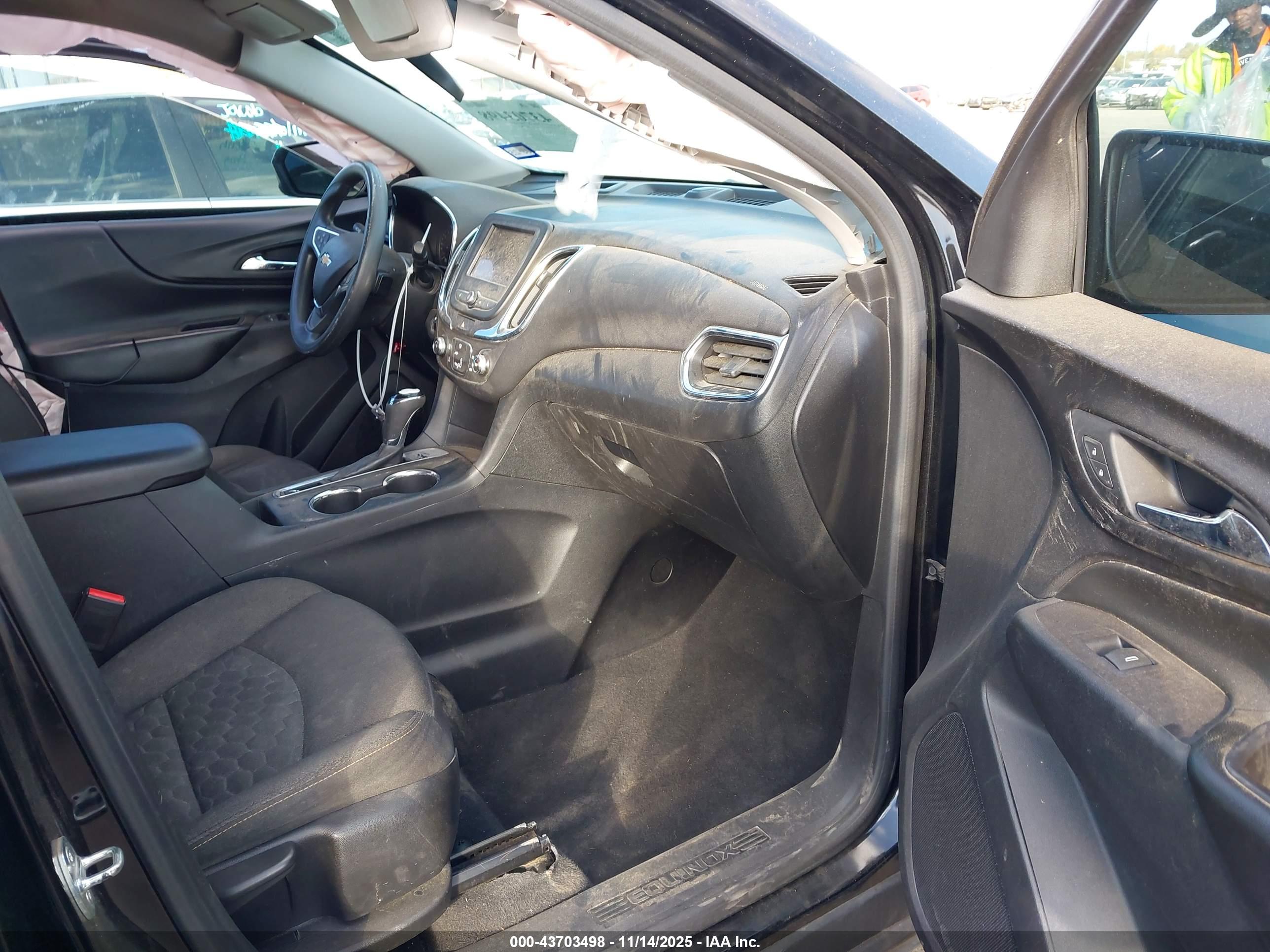 CHEVROLET EQUINOX image 5
