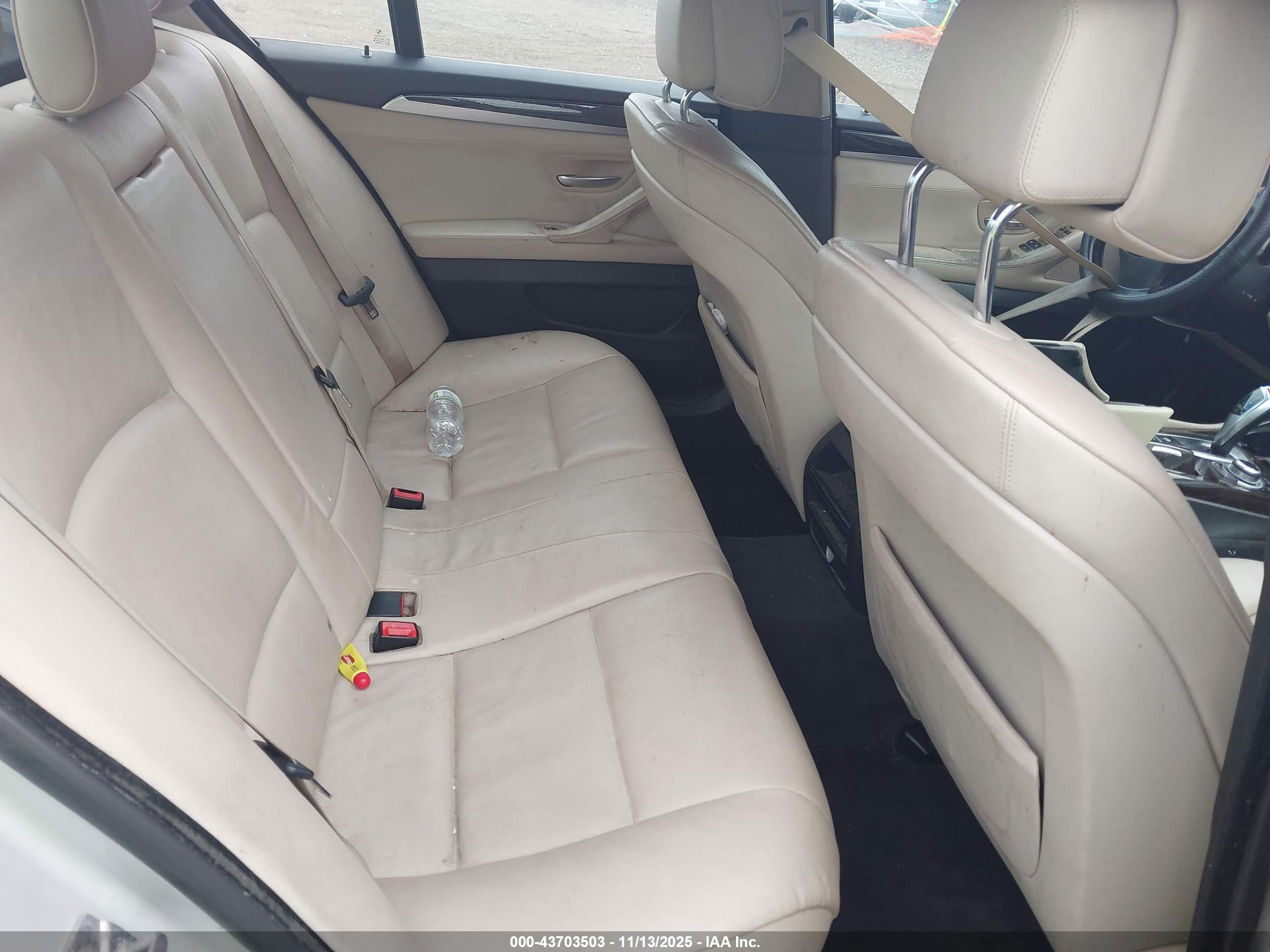 BMW 535I image 8