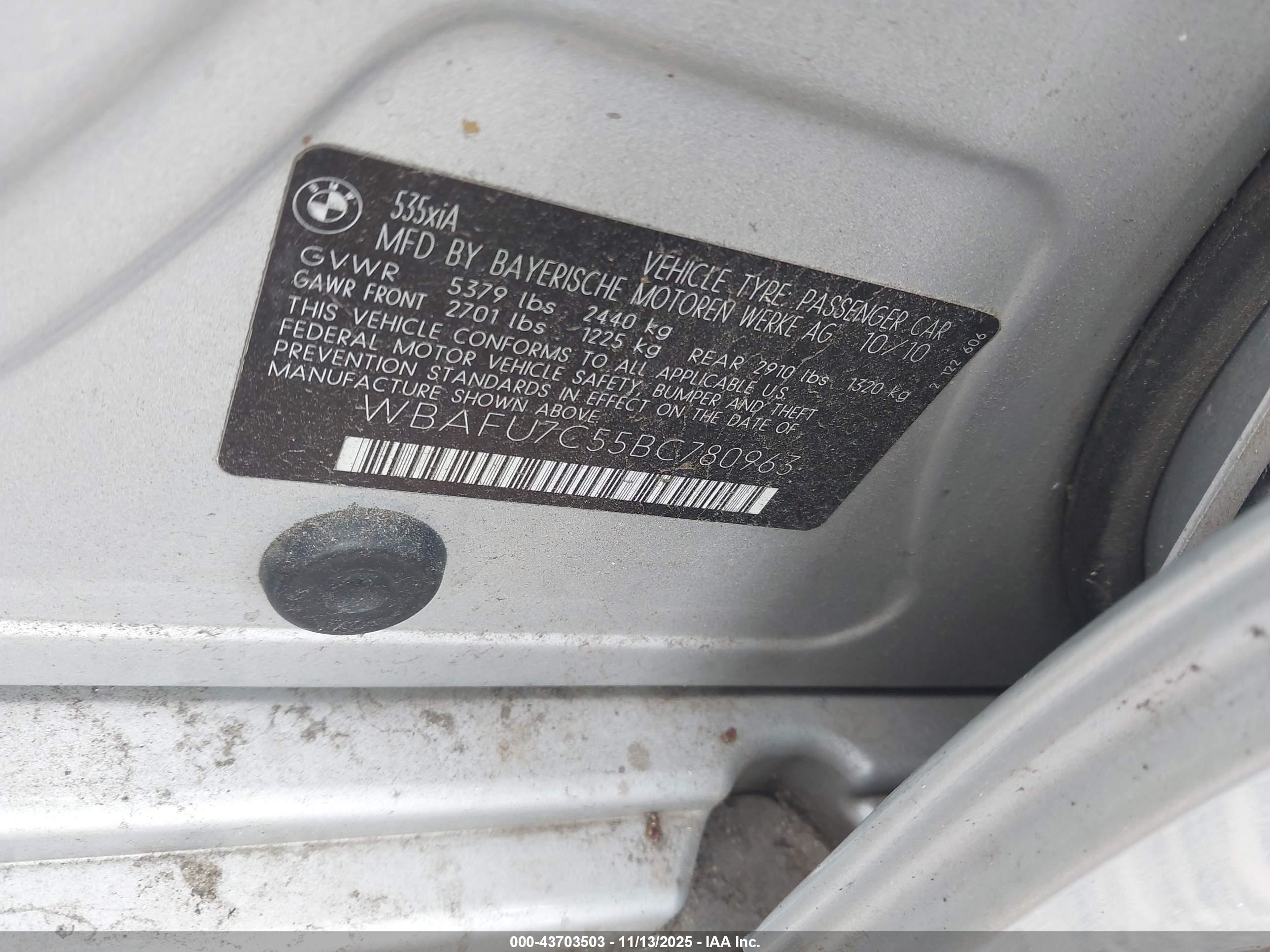 BMW 535I image 9