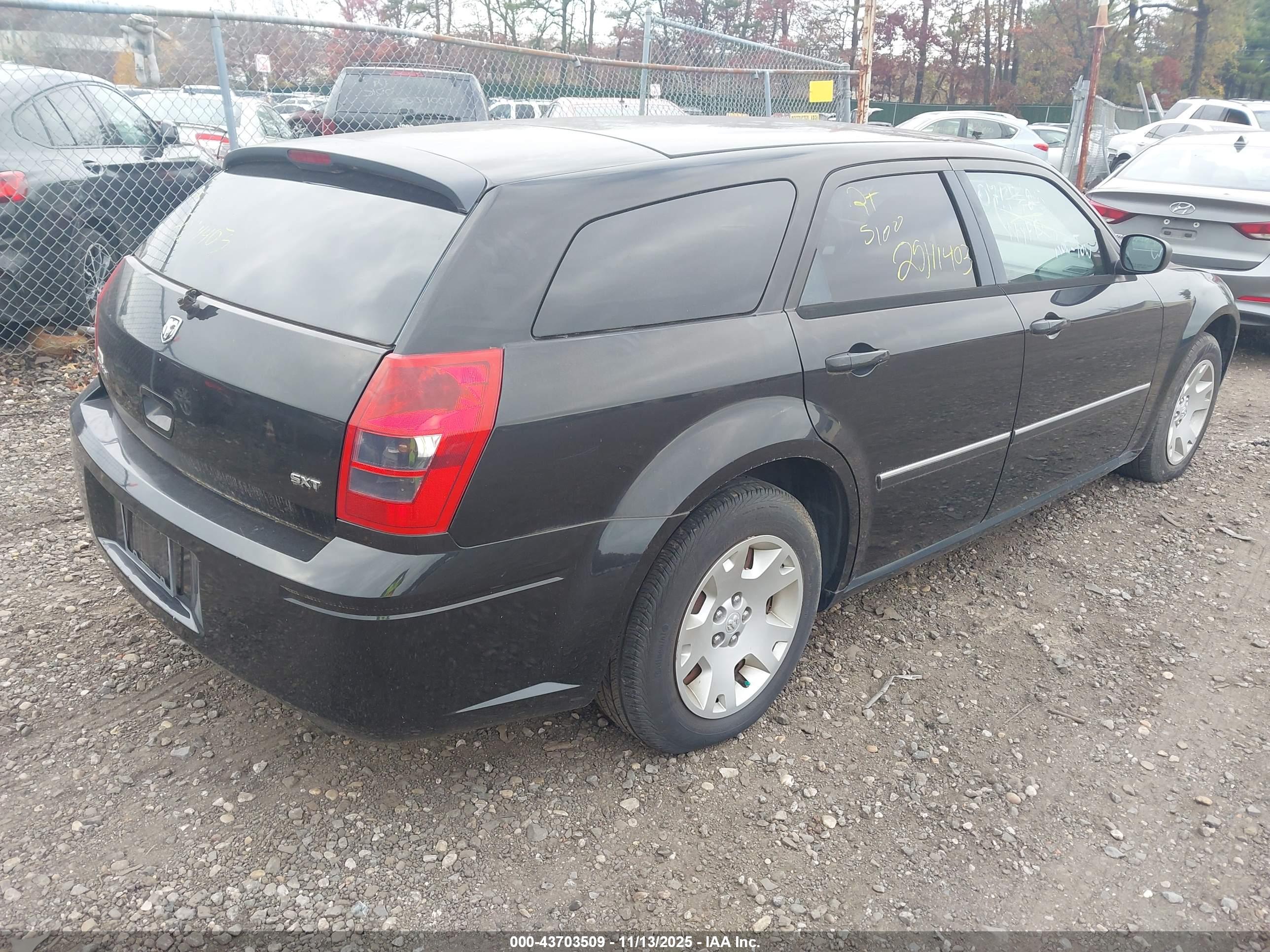 DODGE MAGNUM image 4