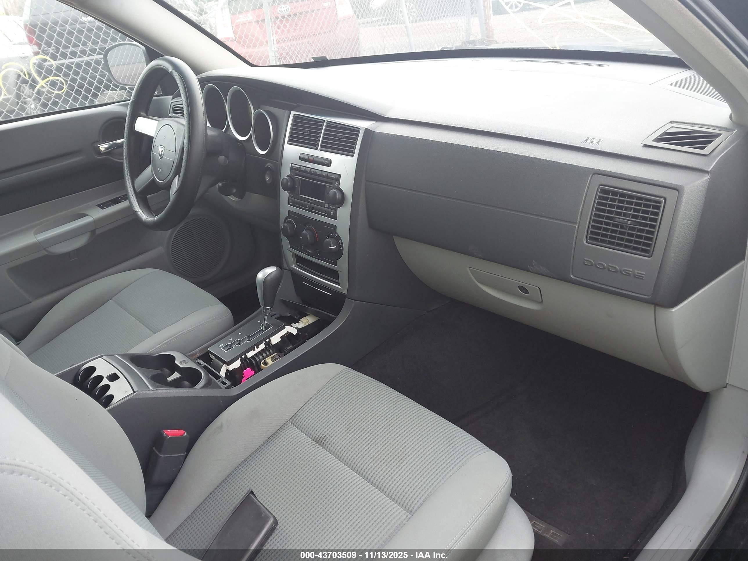 DODGE MAGNUM image 5