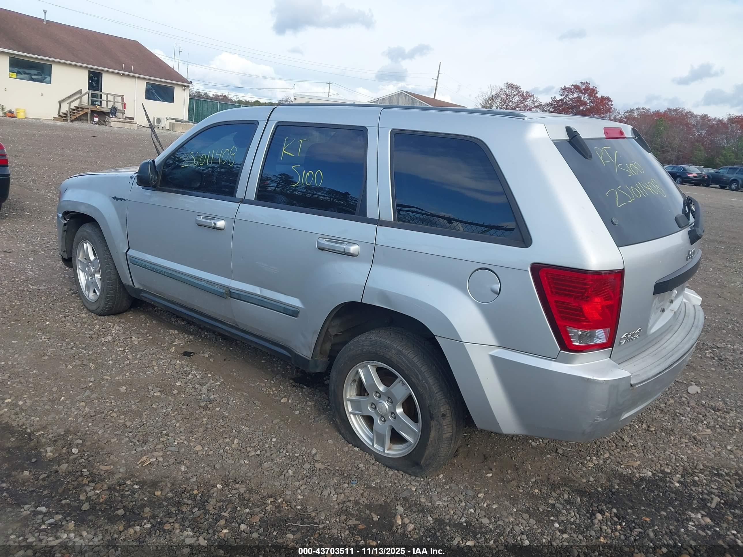 JEEP GRAND image 3