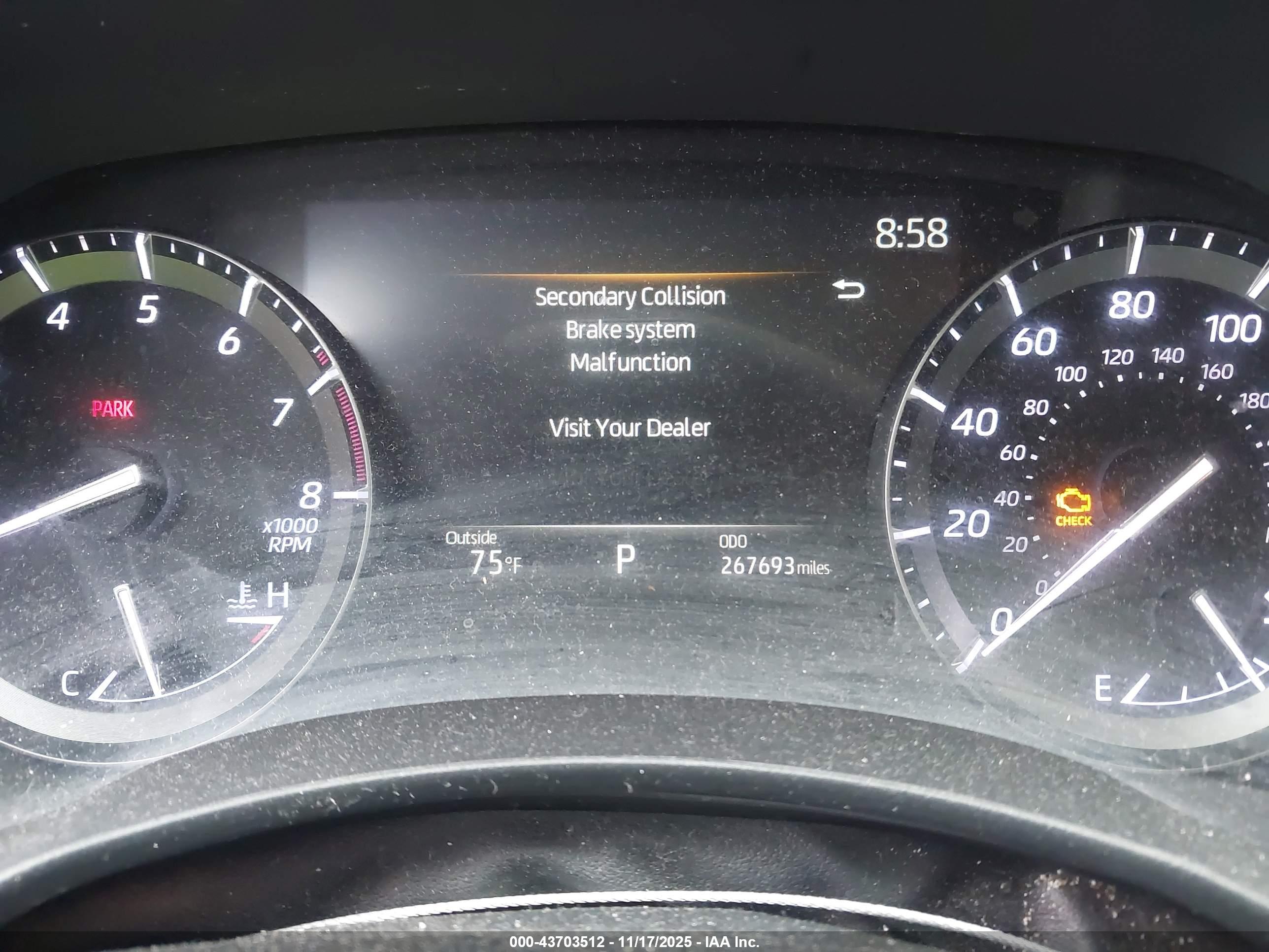 TOYOTA HIGHLANDER image 7