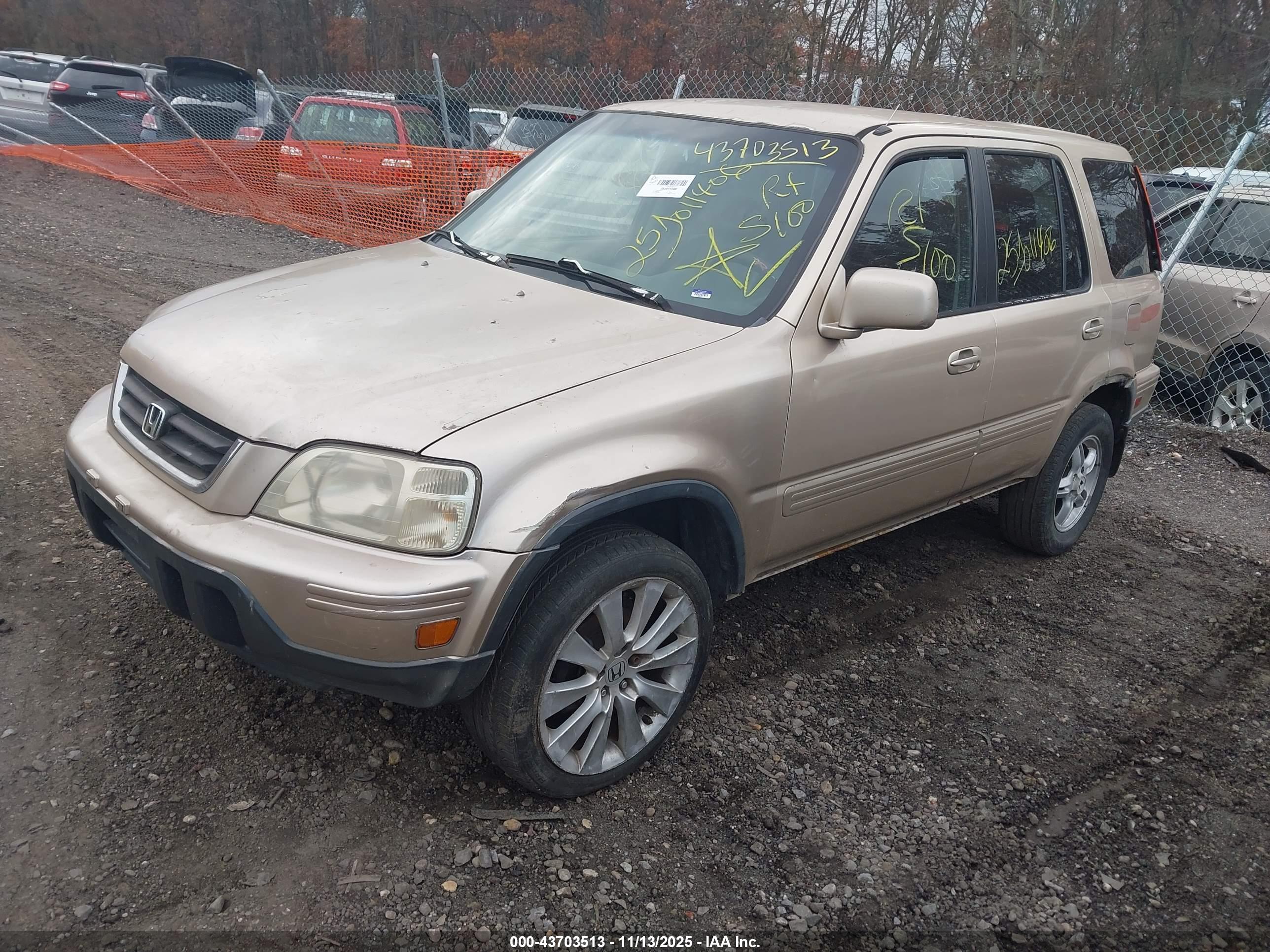 HONDA CR-V image 2