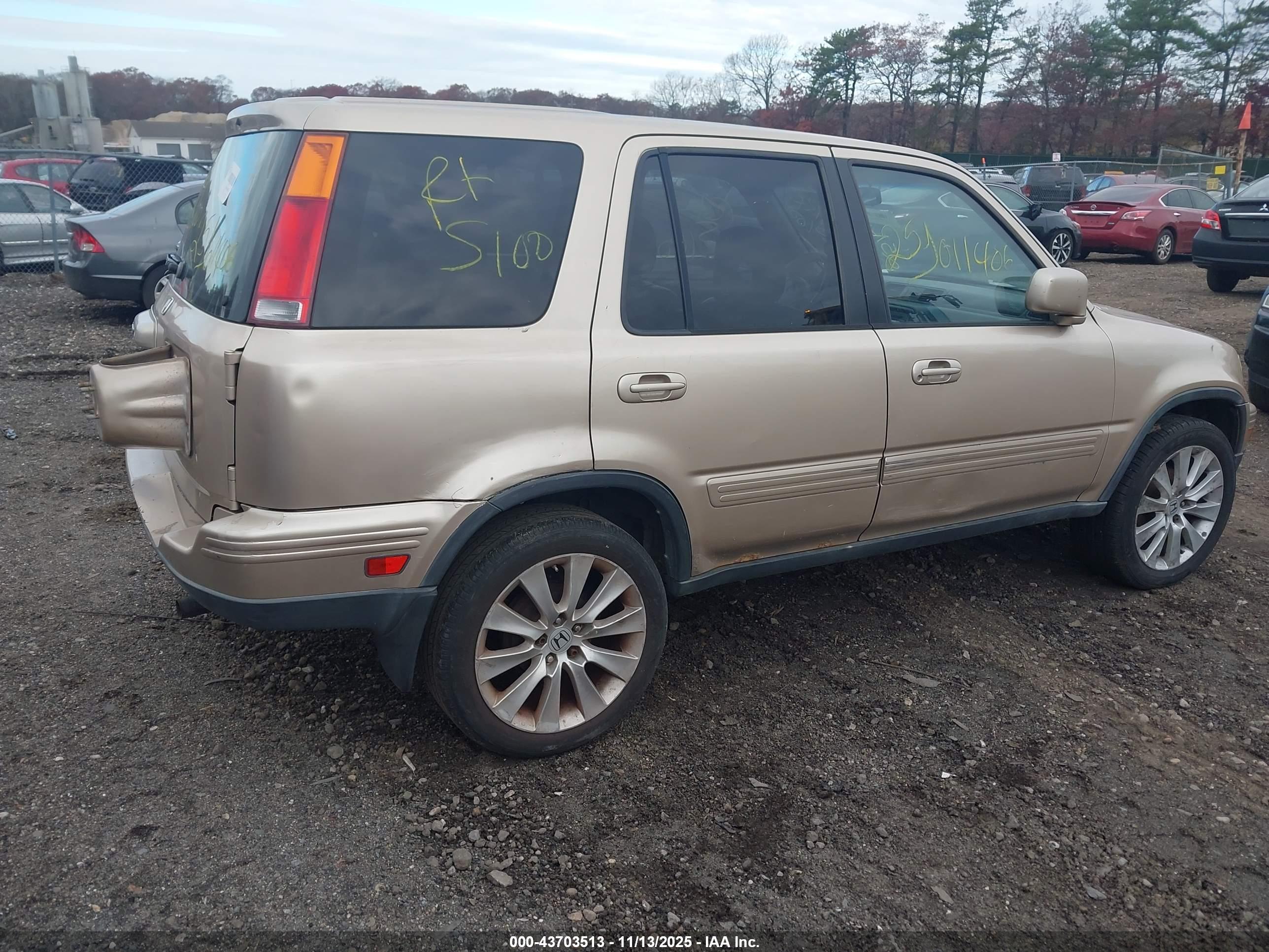 HONDA CR-V image 4