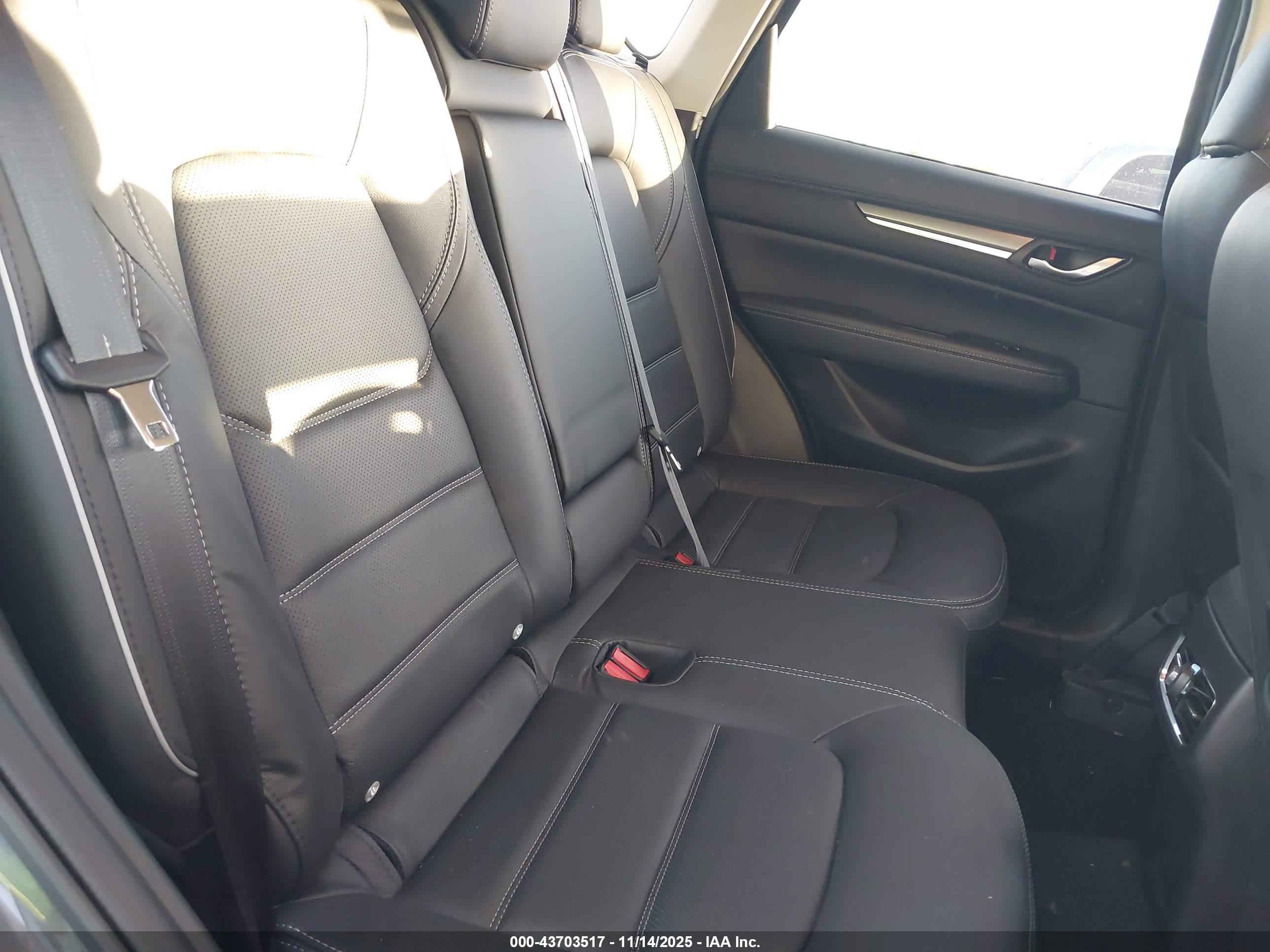 MAZDA CX-5 image 8