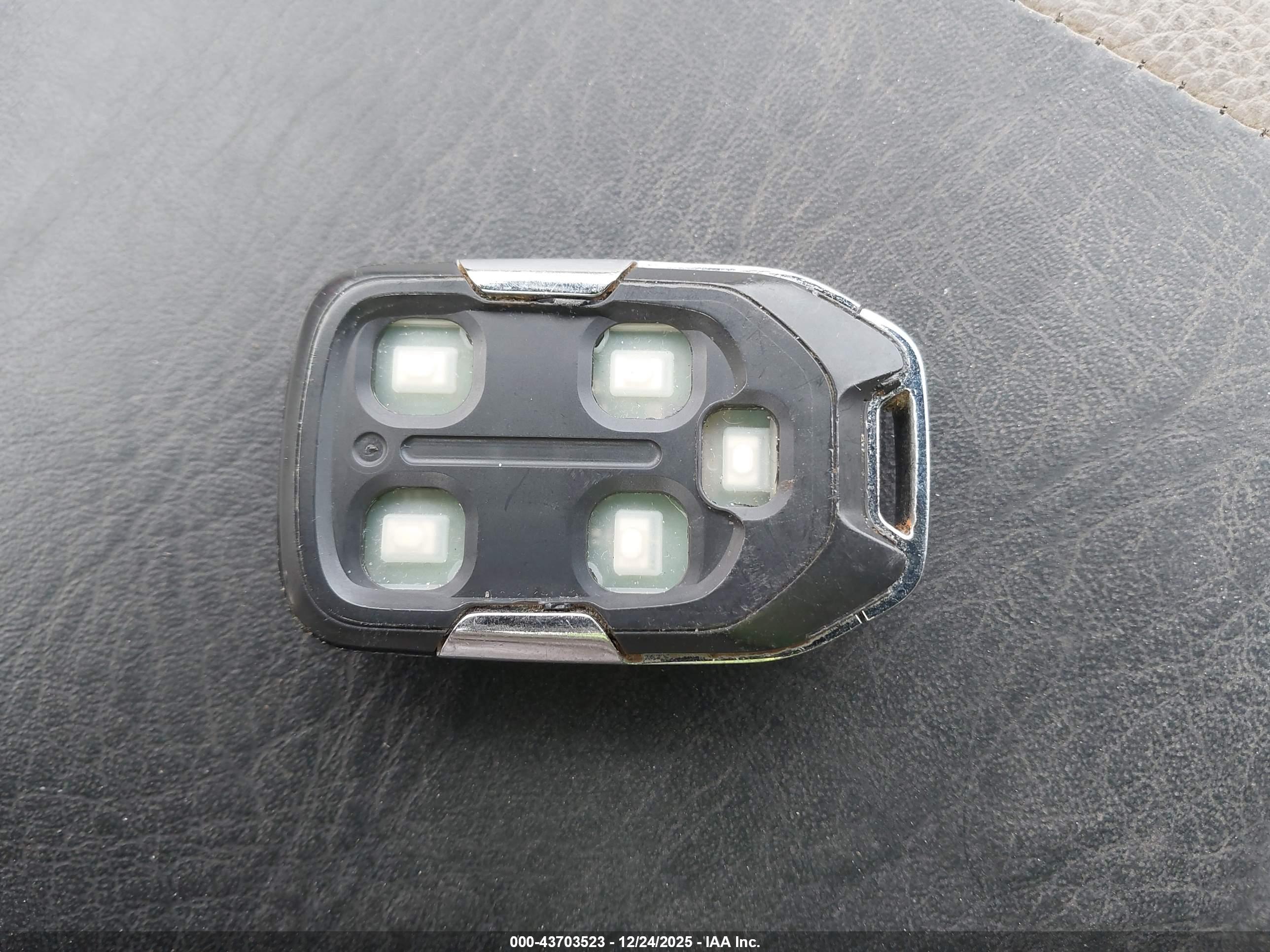 GMC SIERRA image 11