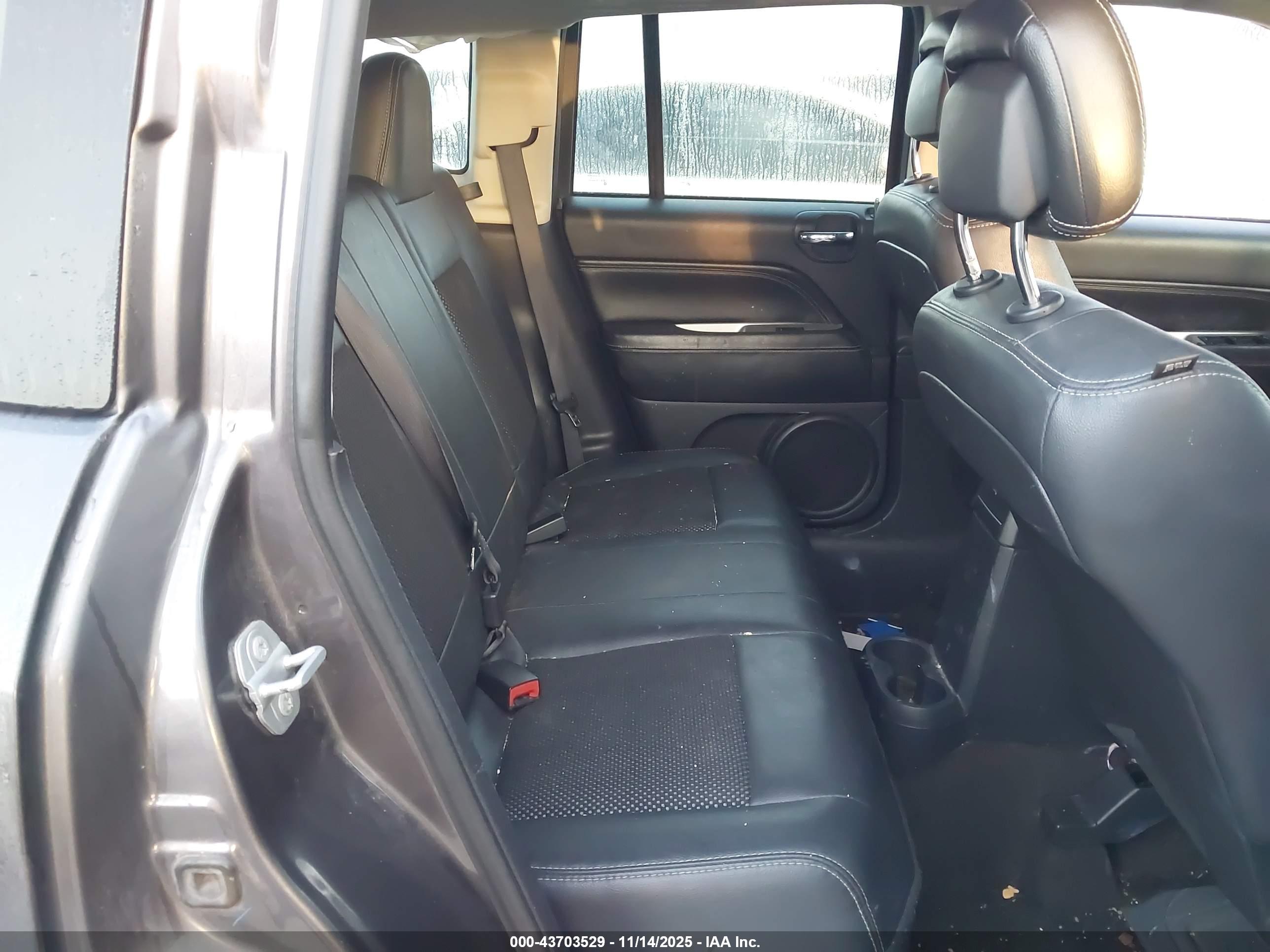 JEEP COMPASS image 8