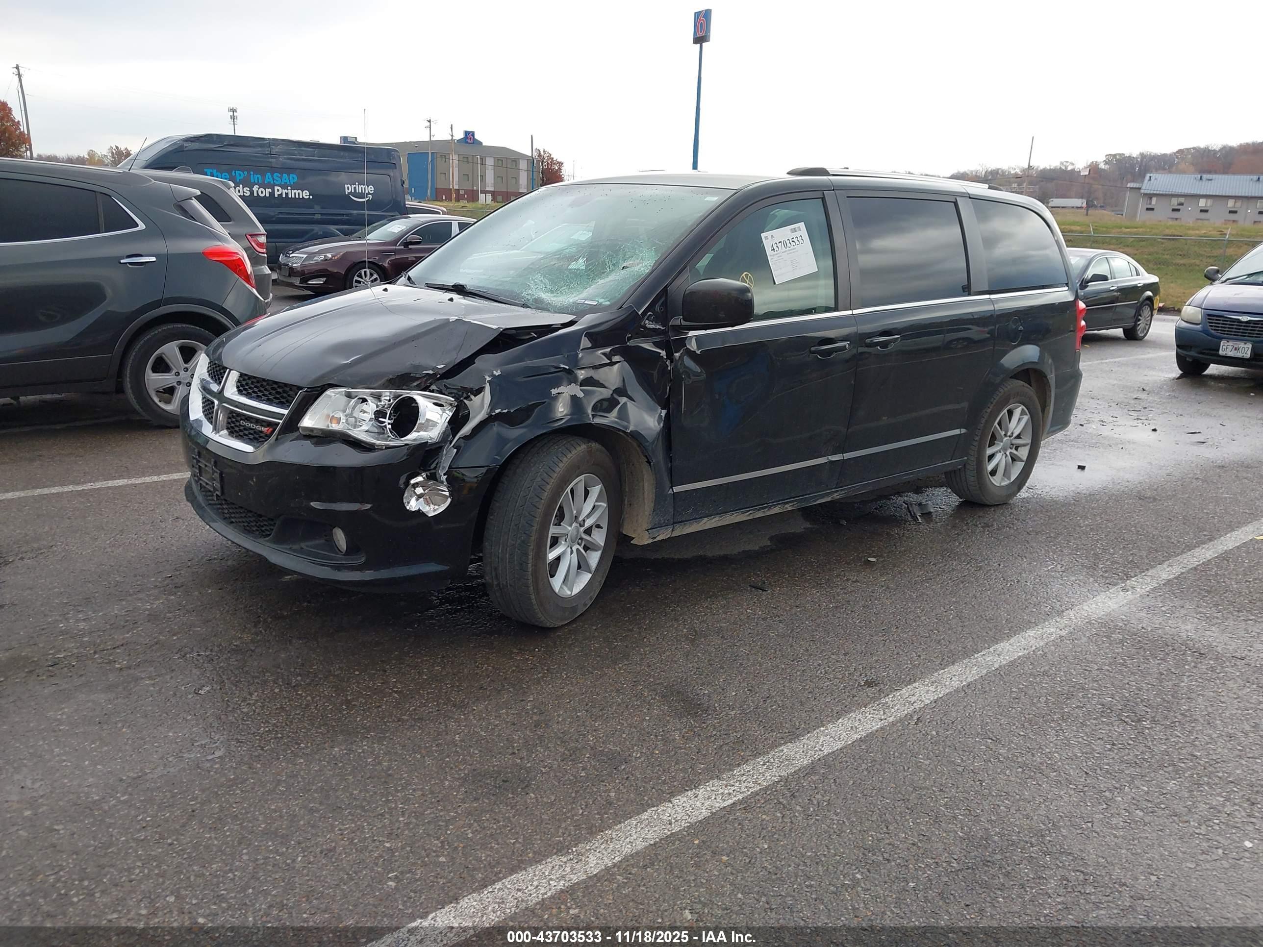 DODGE GRAND image 2