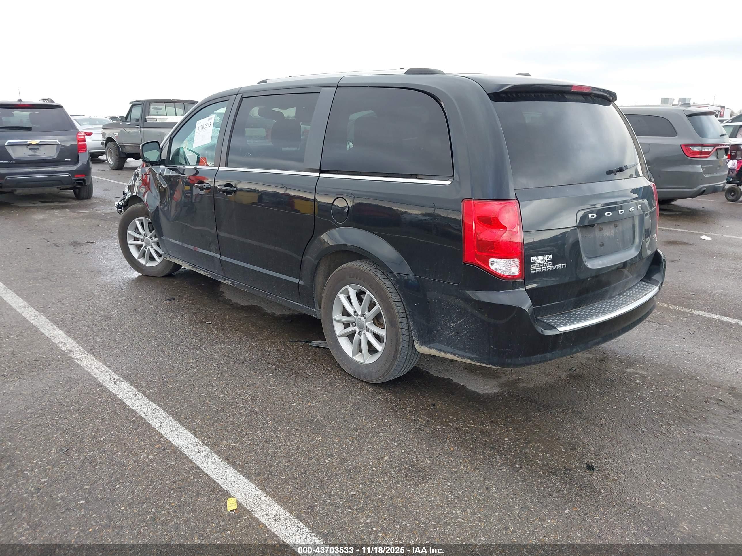 DODGE GRAND image 3