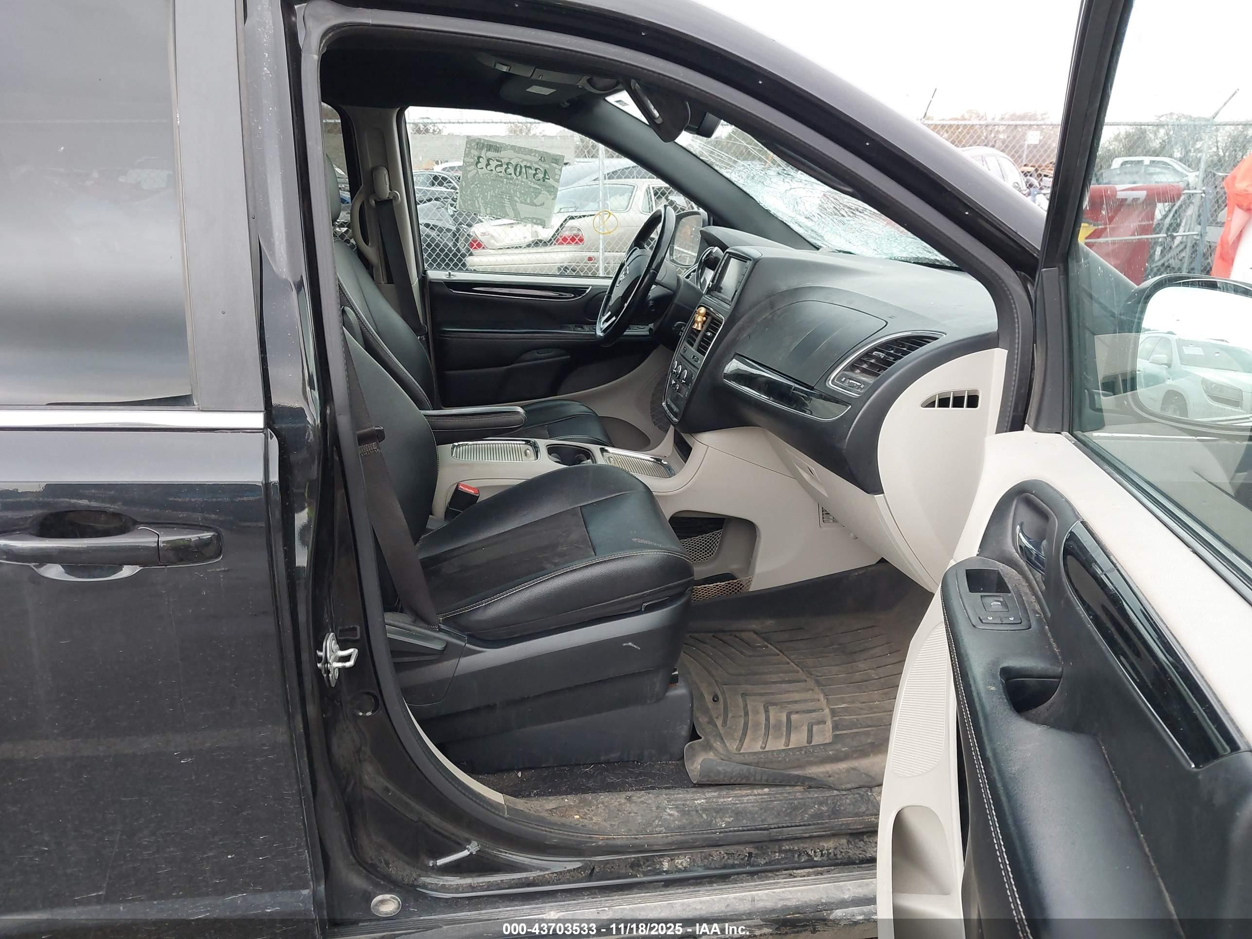 DODGE GRAND image 5