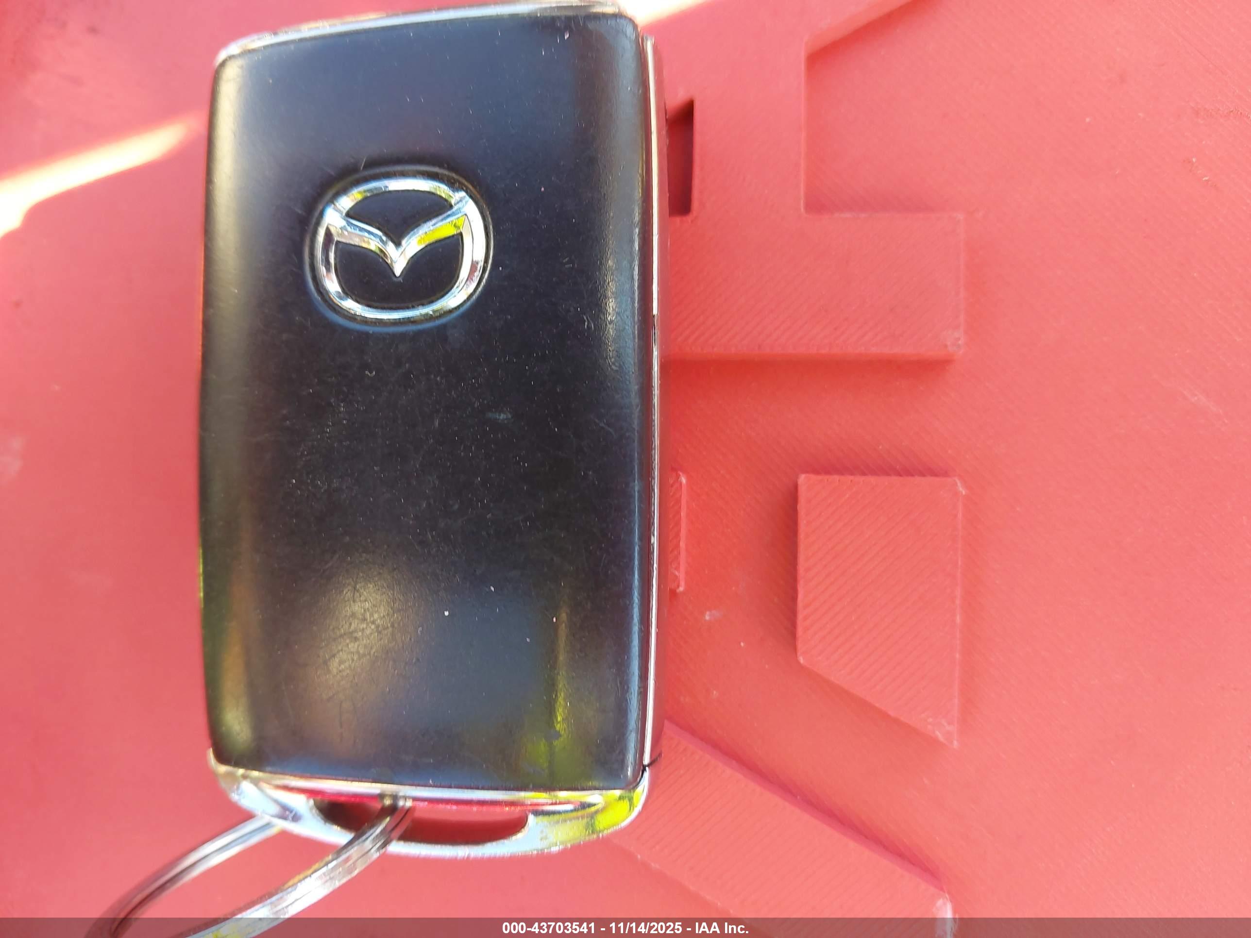 MAZDA CX-30 image 11