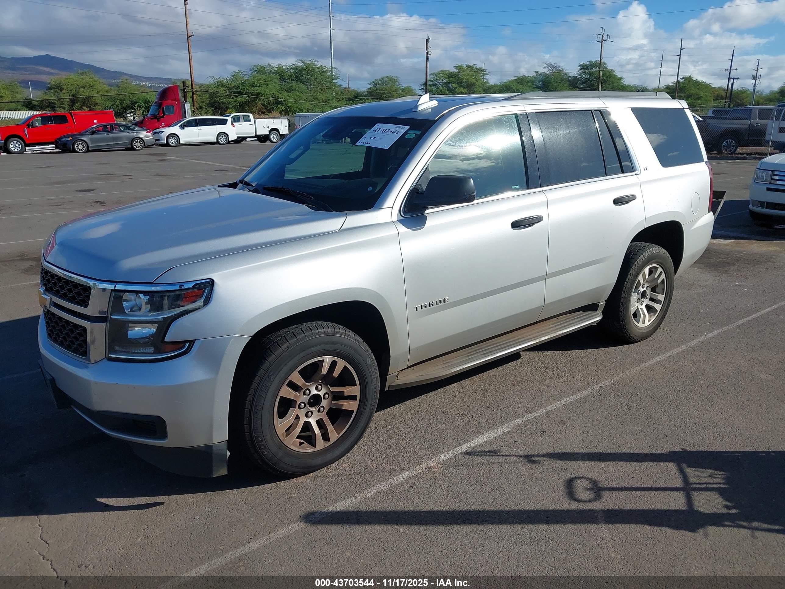 CHEVROLET TAHOE image 2