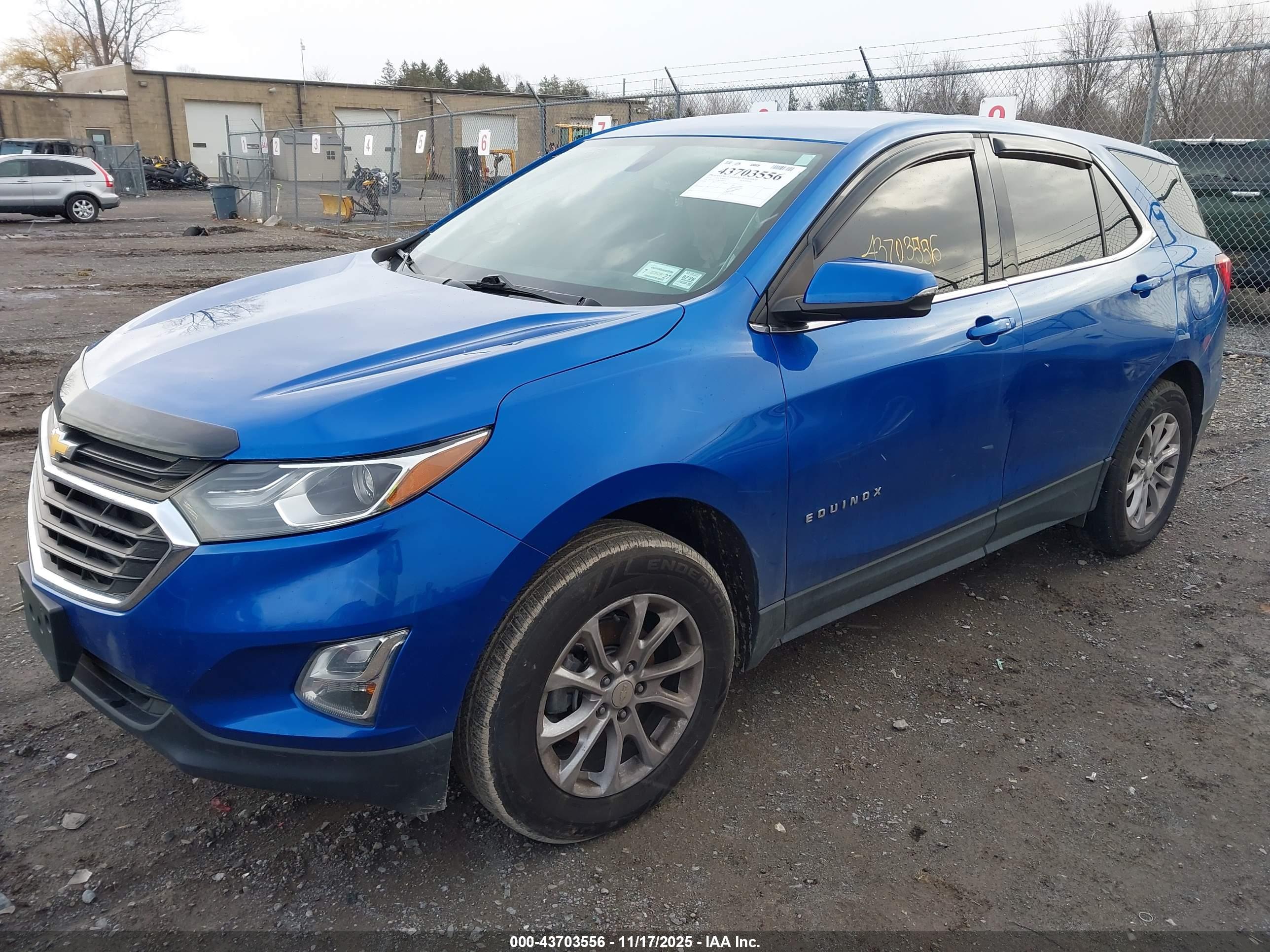 CHEVROLET EQUINOX image 2