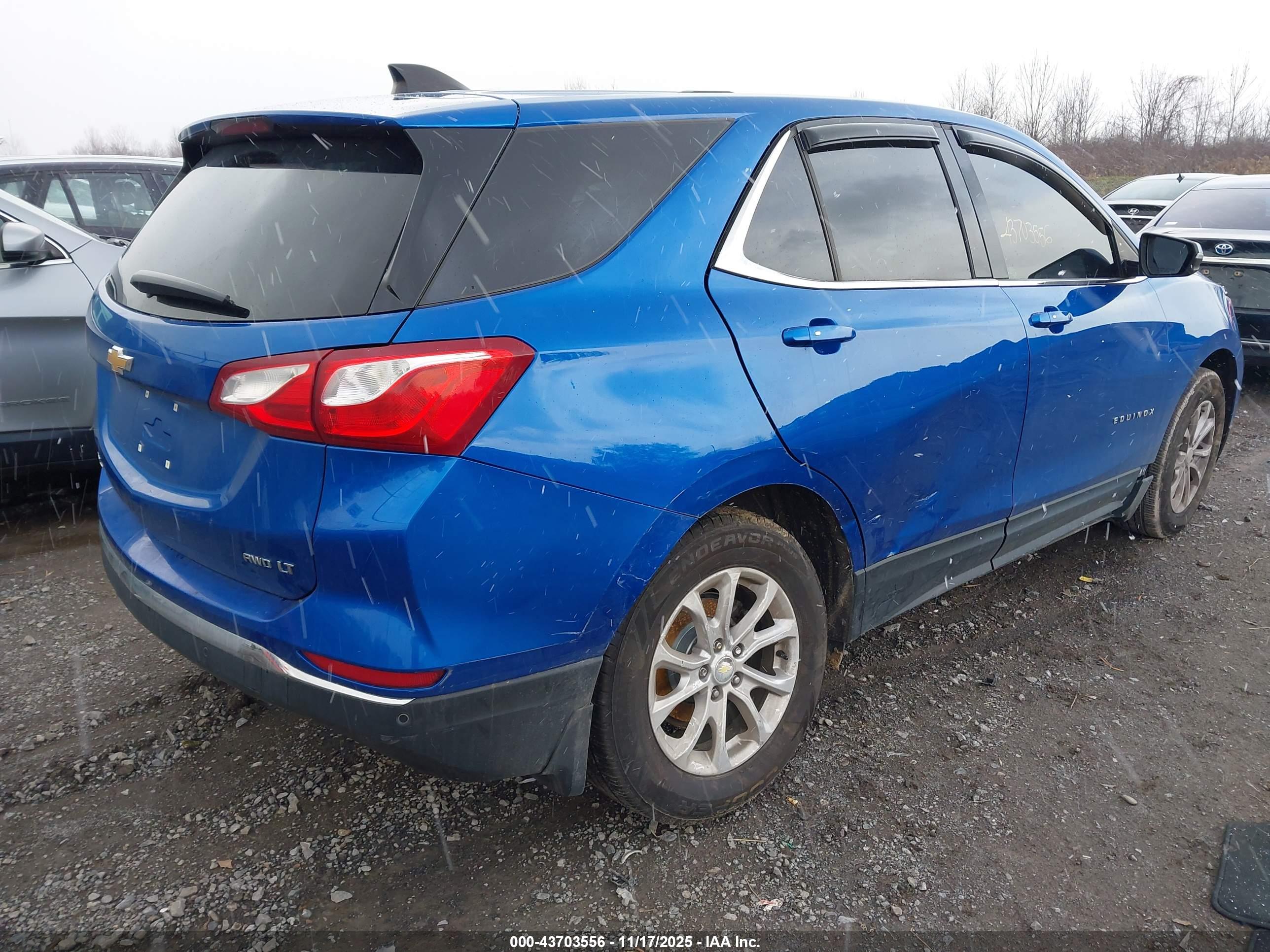CHEVROLET EQUINOX image 4