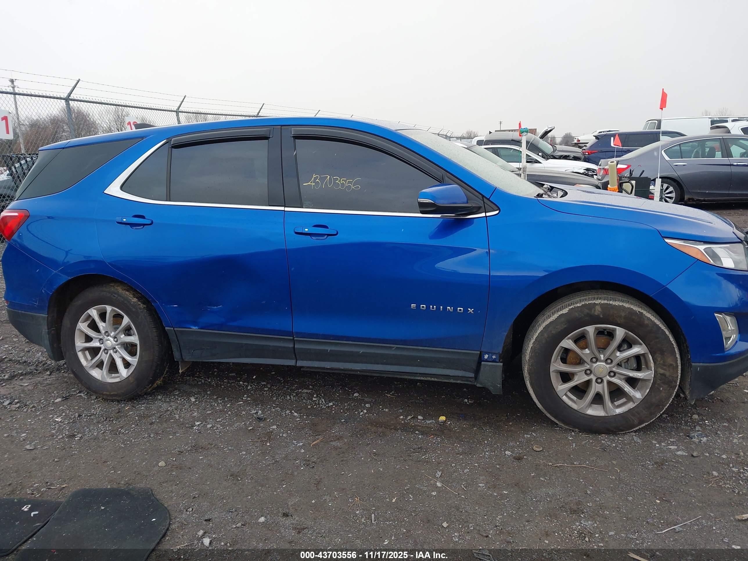 CHEVROLET EQUINOX image 6