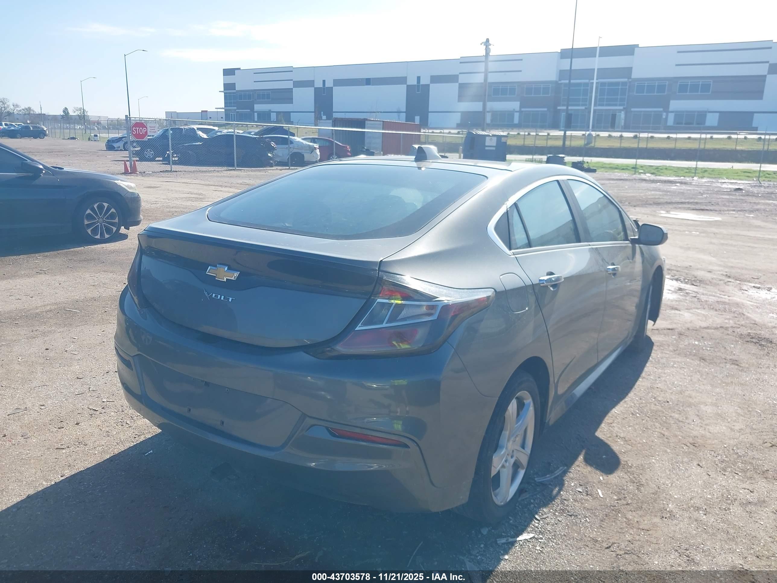 CHEVROLET VOLT image 4