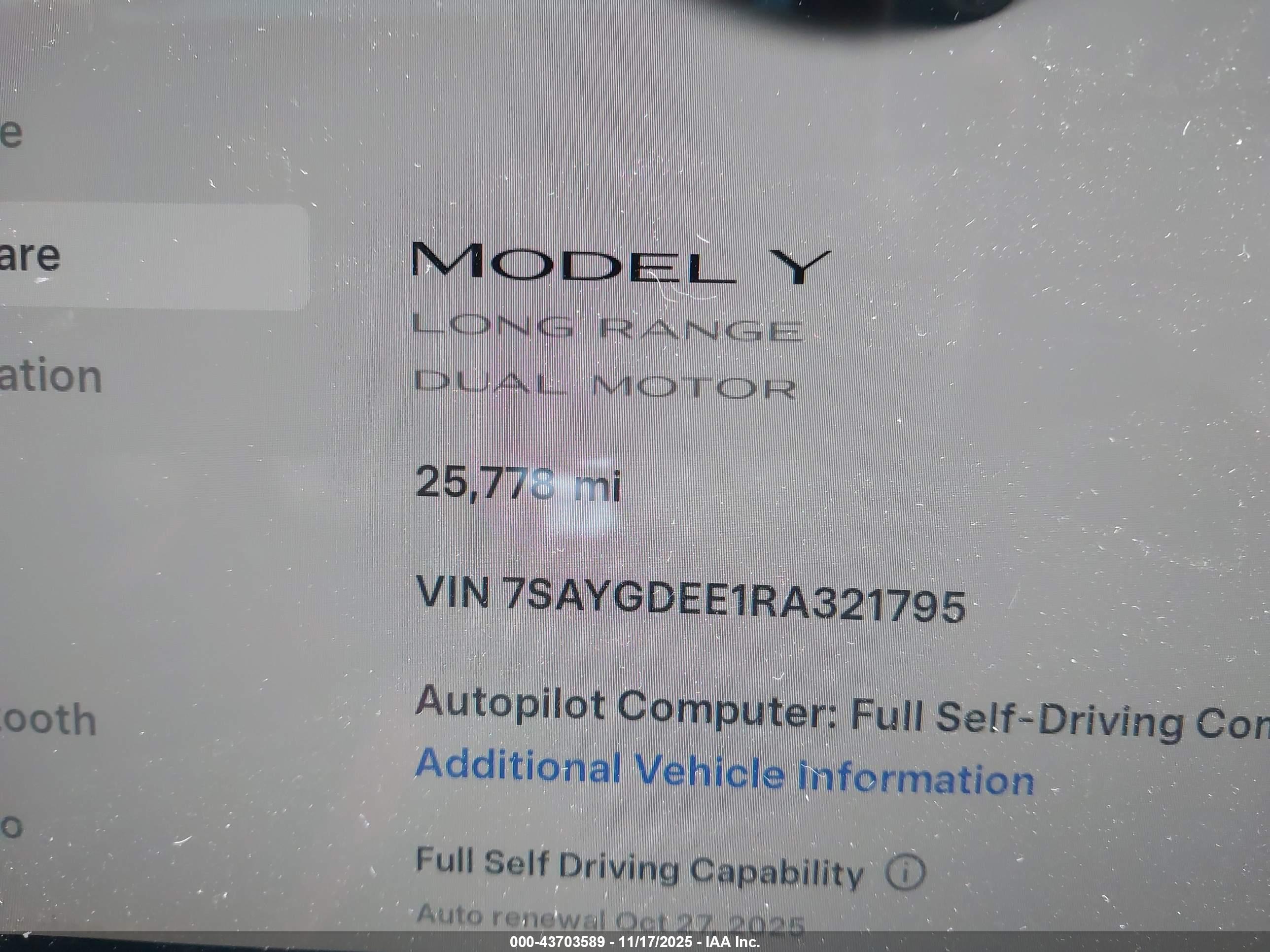 TESLA MODEL image 7