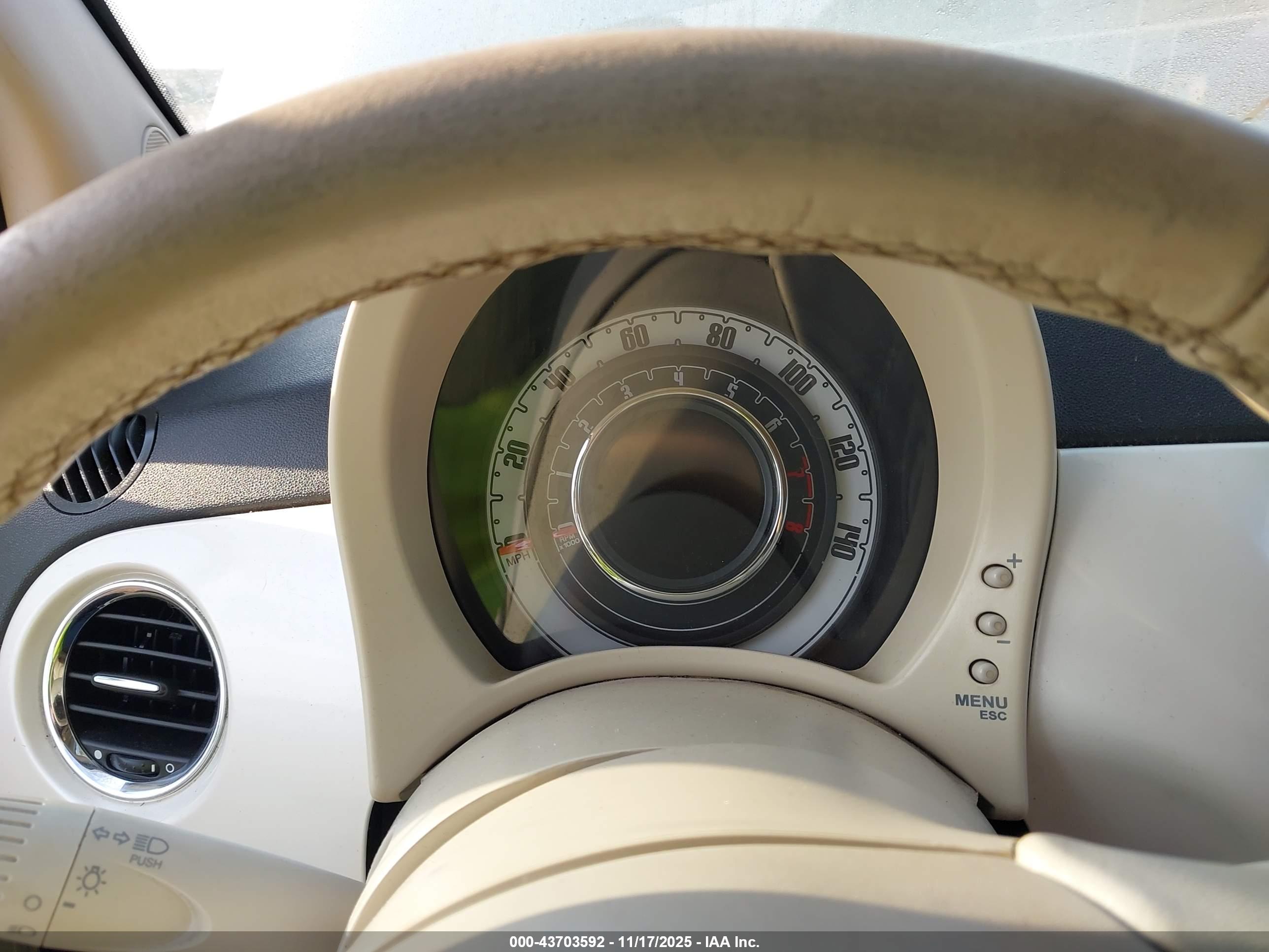 FIAT 500C image 7