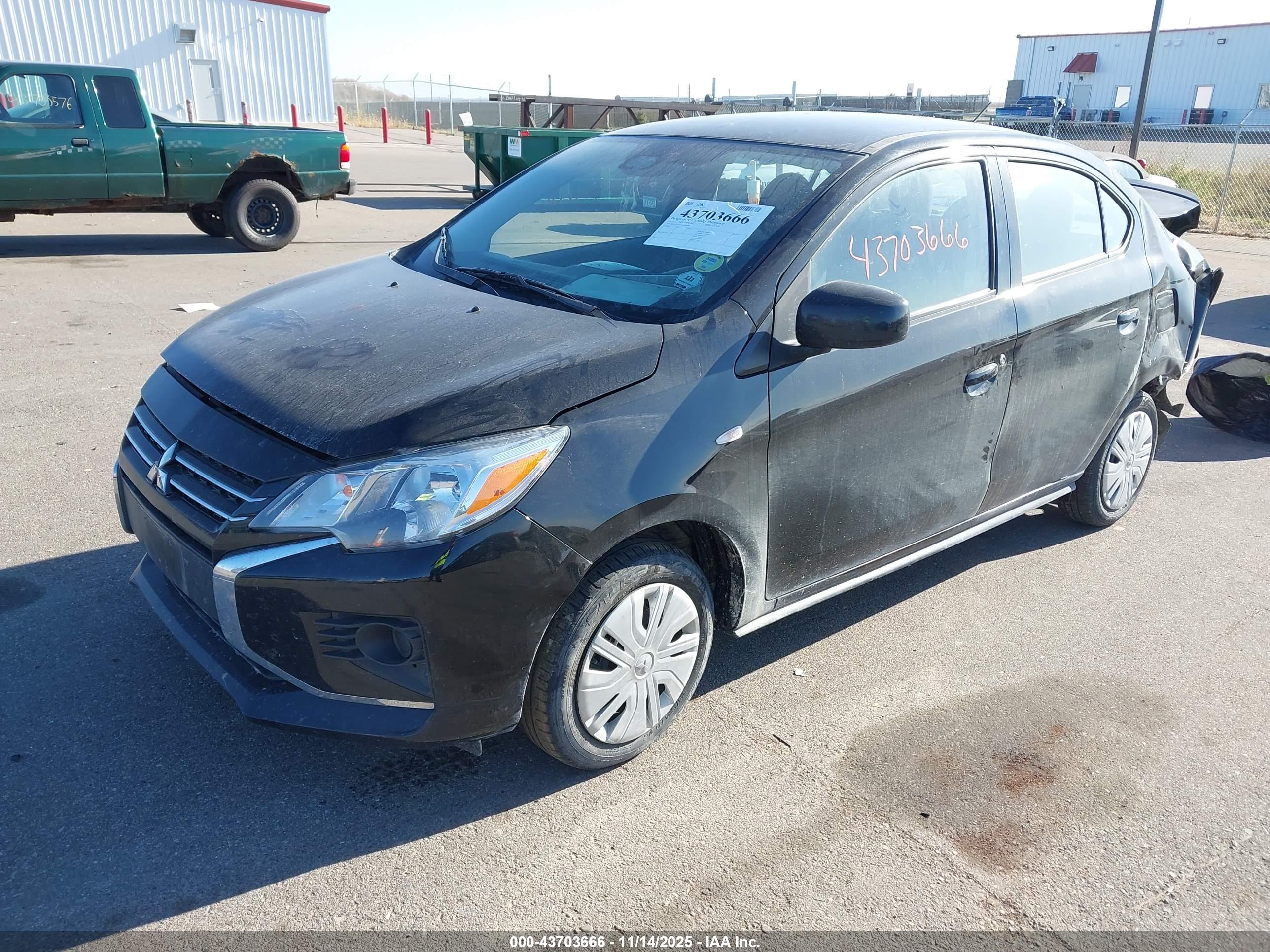 MITSUBISHI MIRAGE image 2