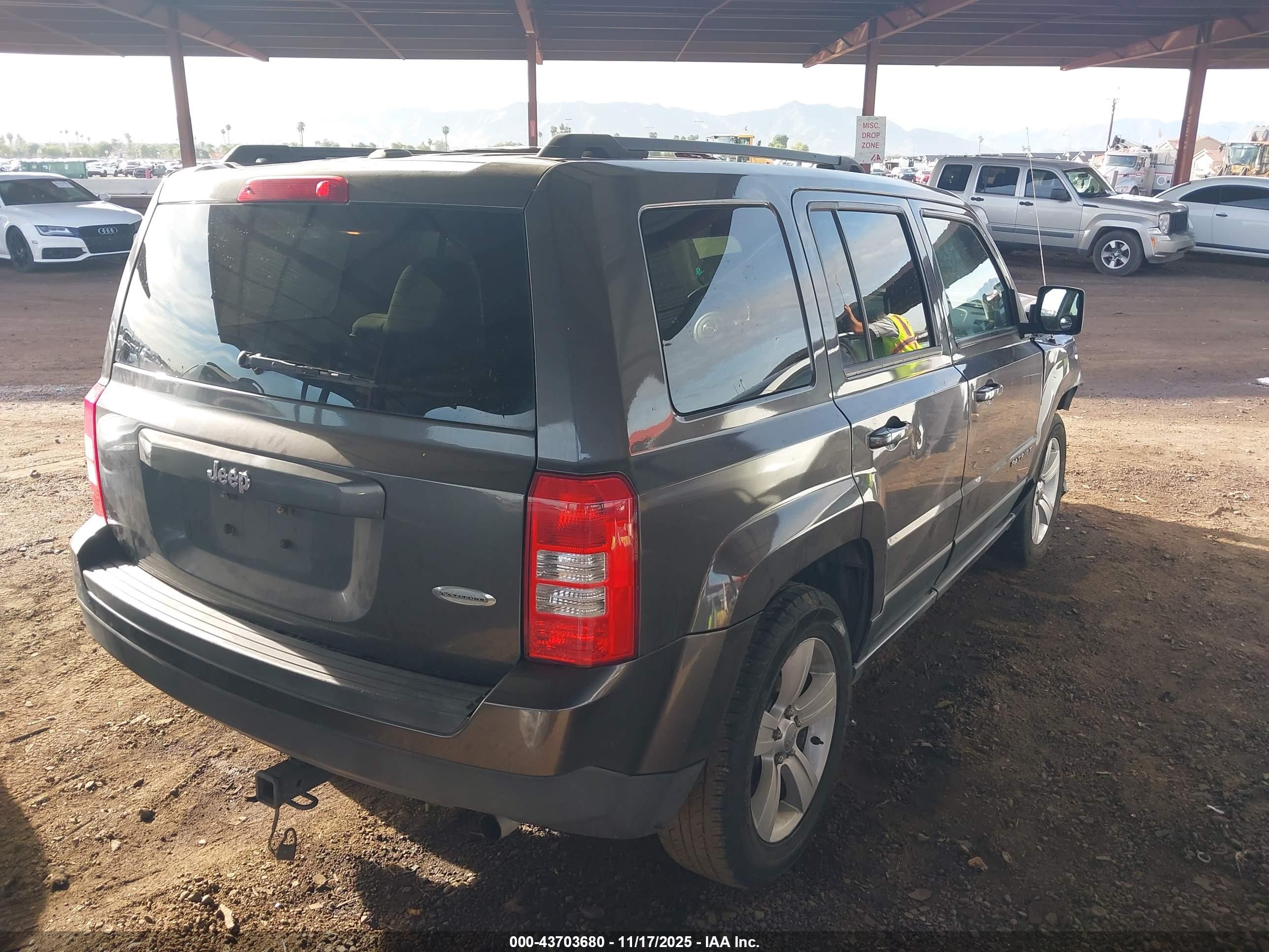 JEEP PATRIOT image 4