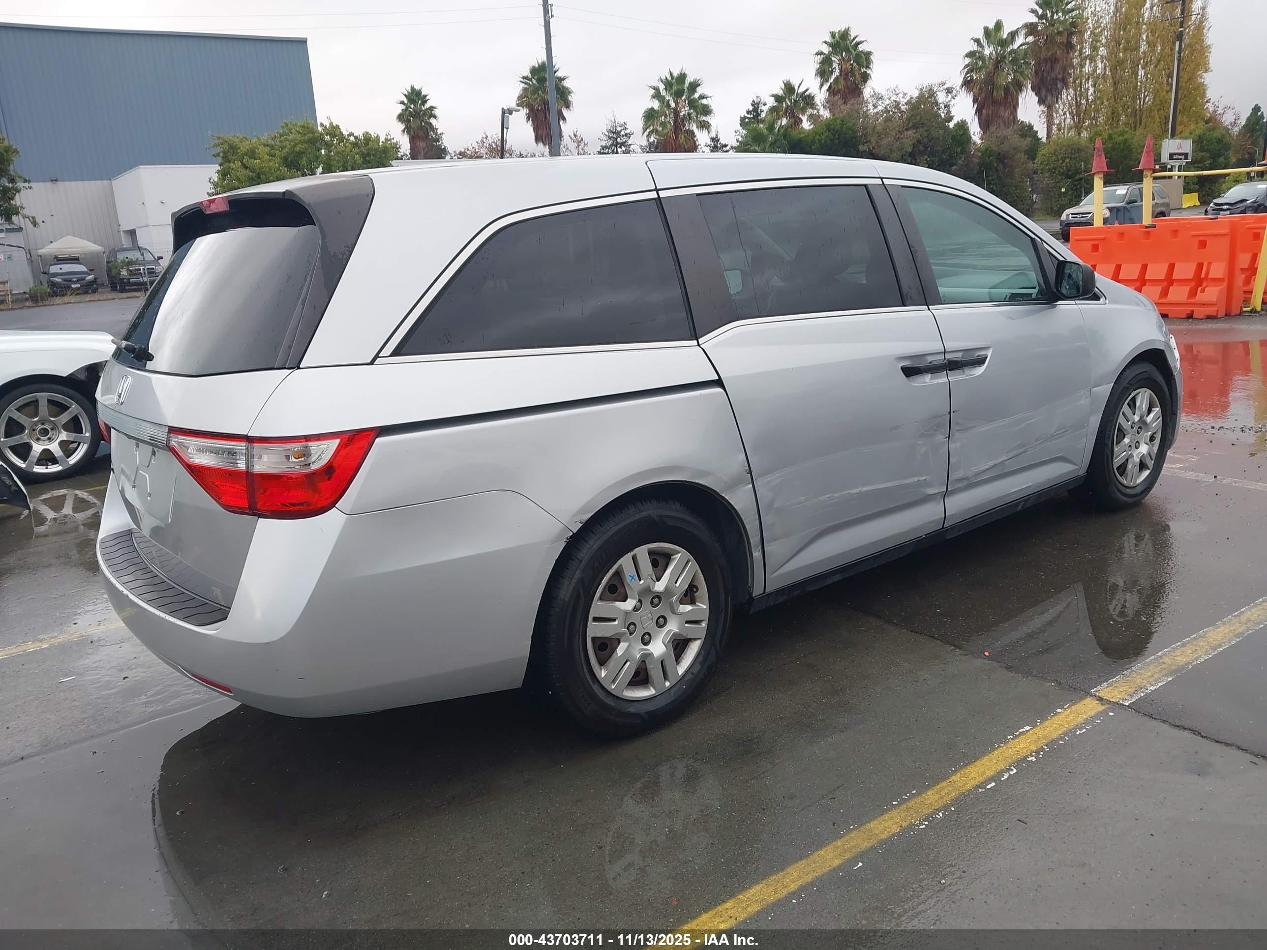 HONDA ODYSSEY image 4