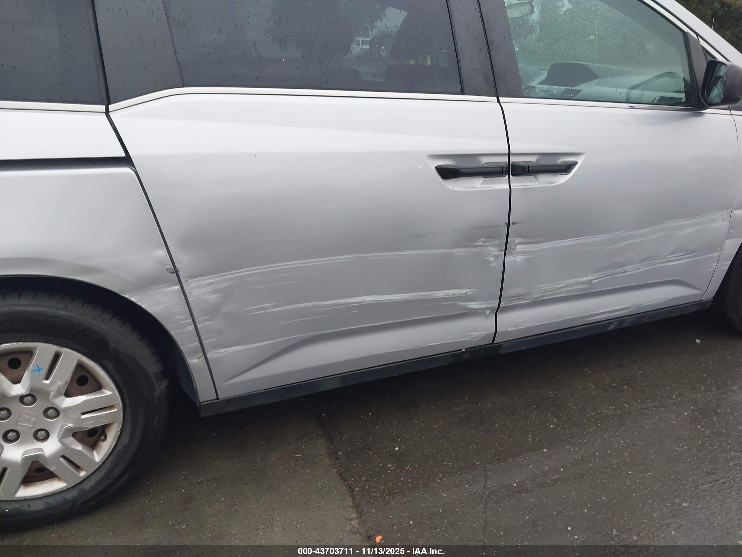 HONDA ODYSSEY image 6
