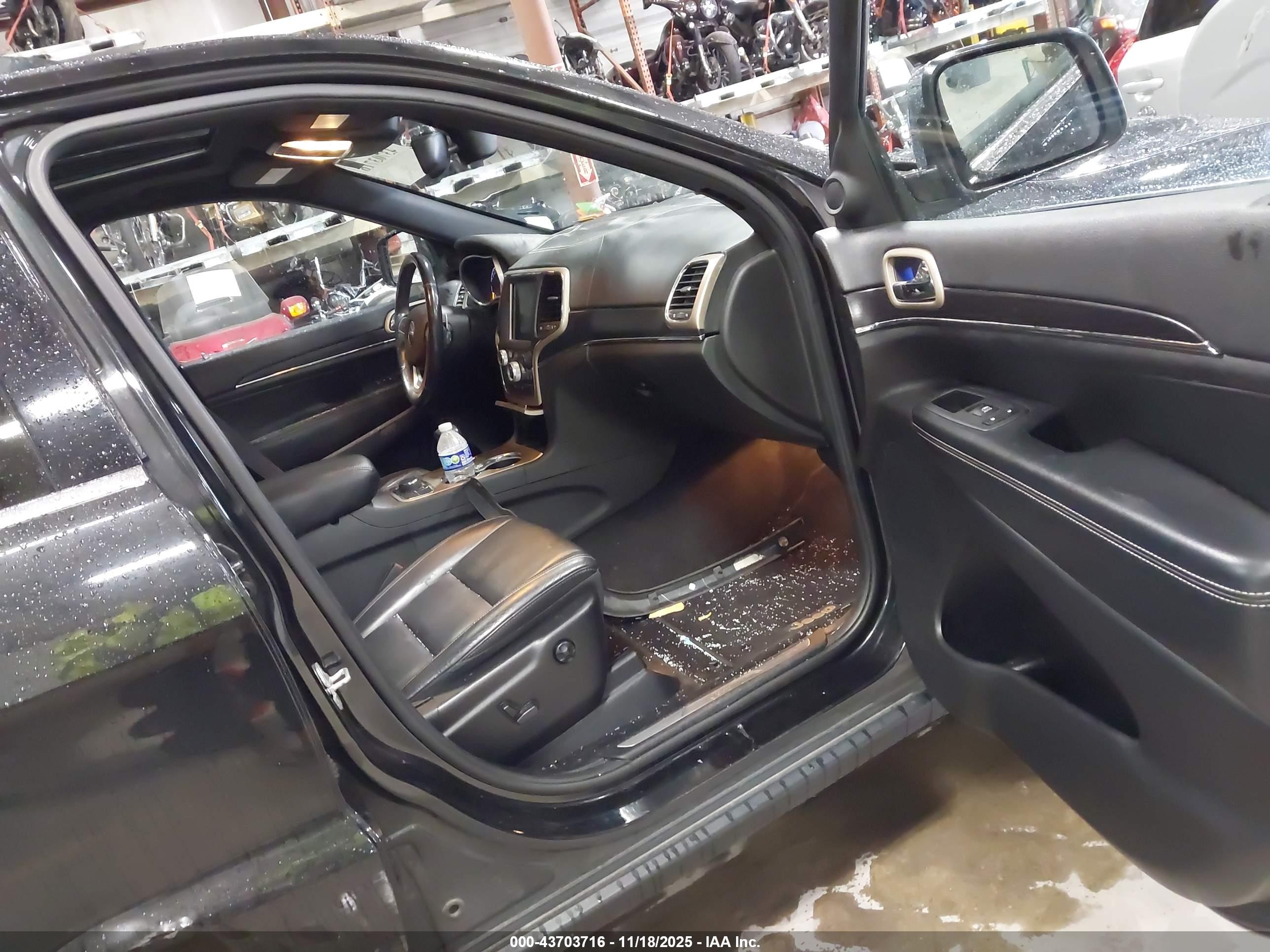 JEEP GRAND image 5