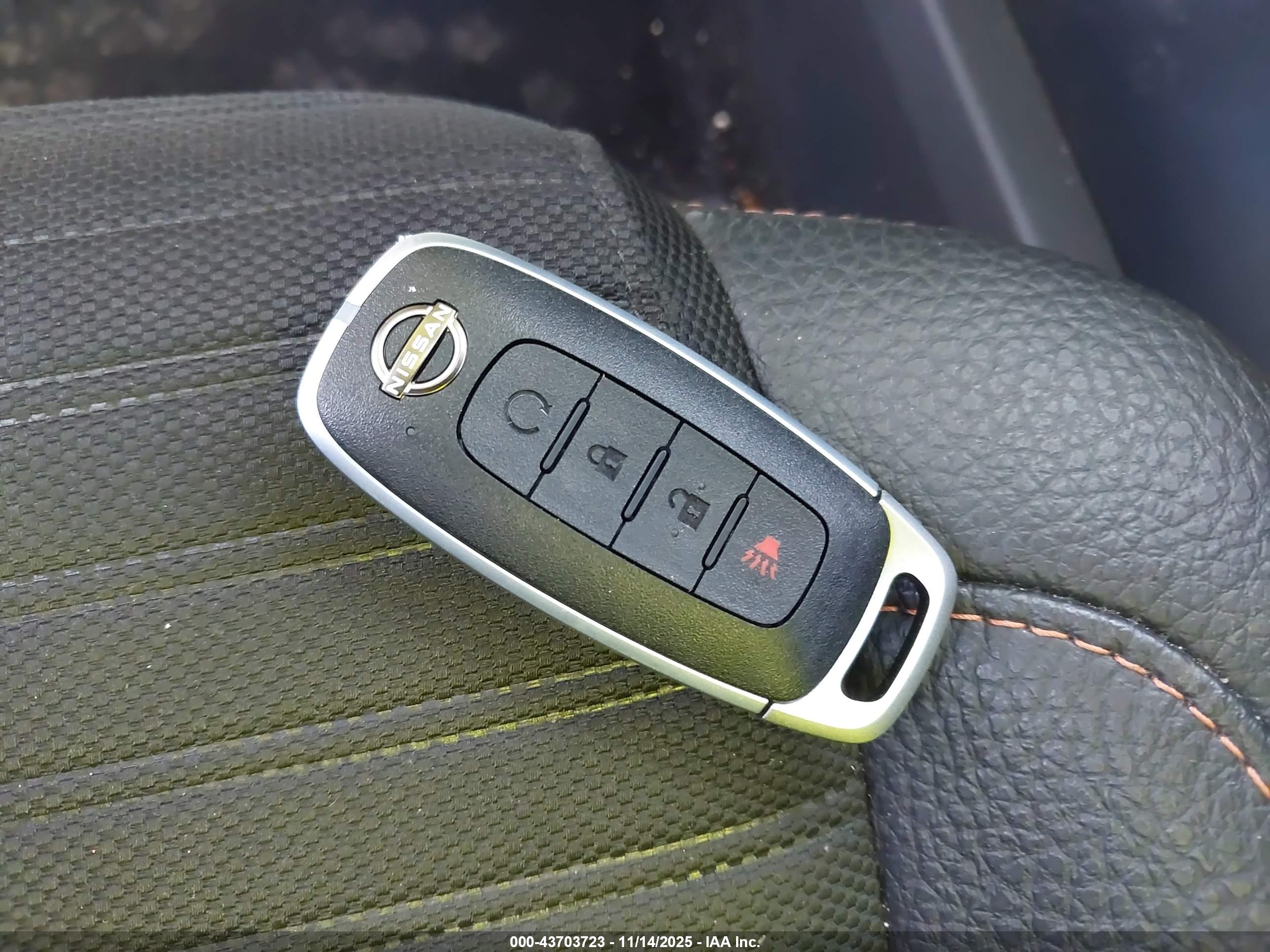 NISSAN PATHFINDER image 11