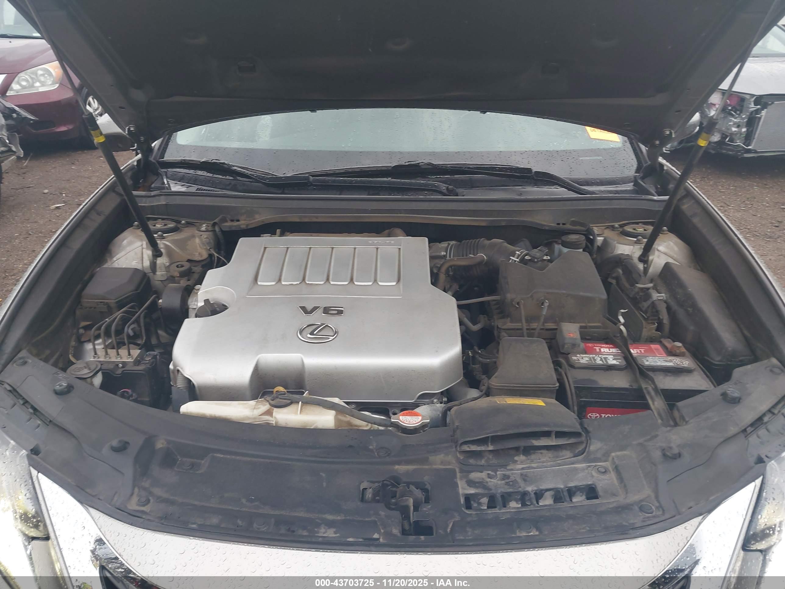 LEXUS ES image 10