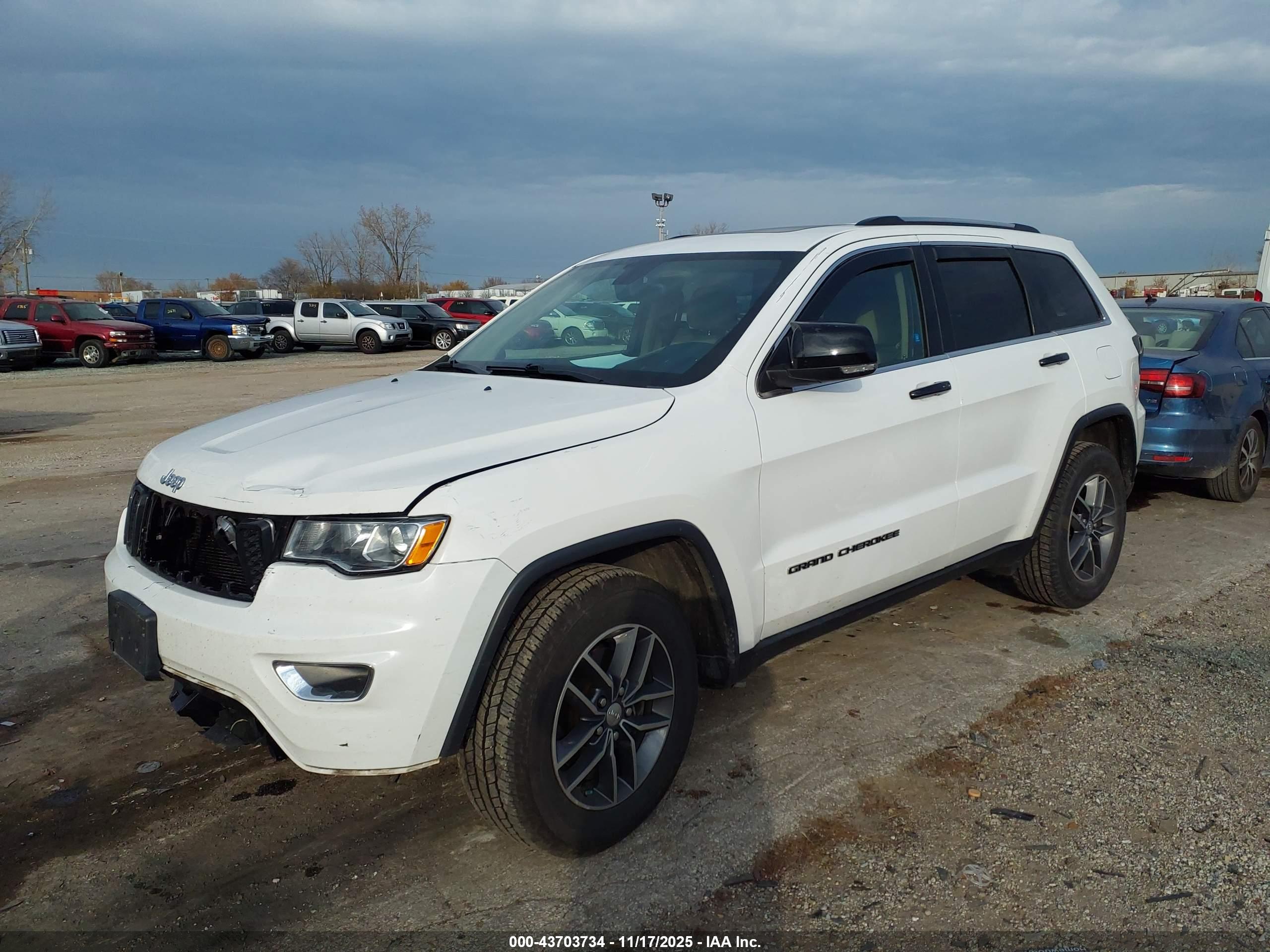 JEEP GRAND image 2