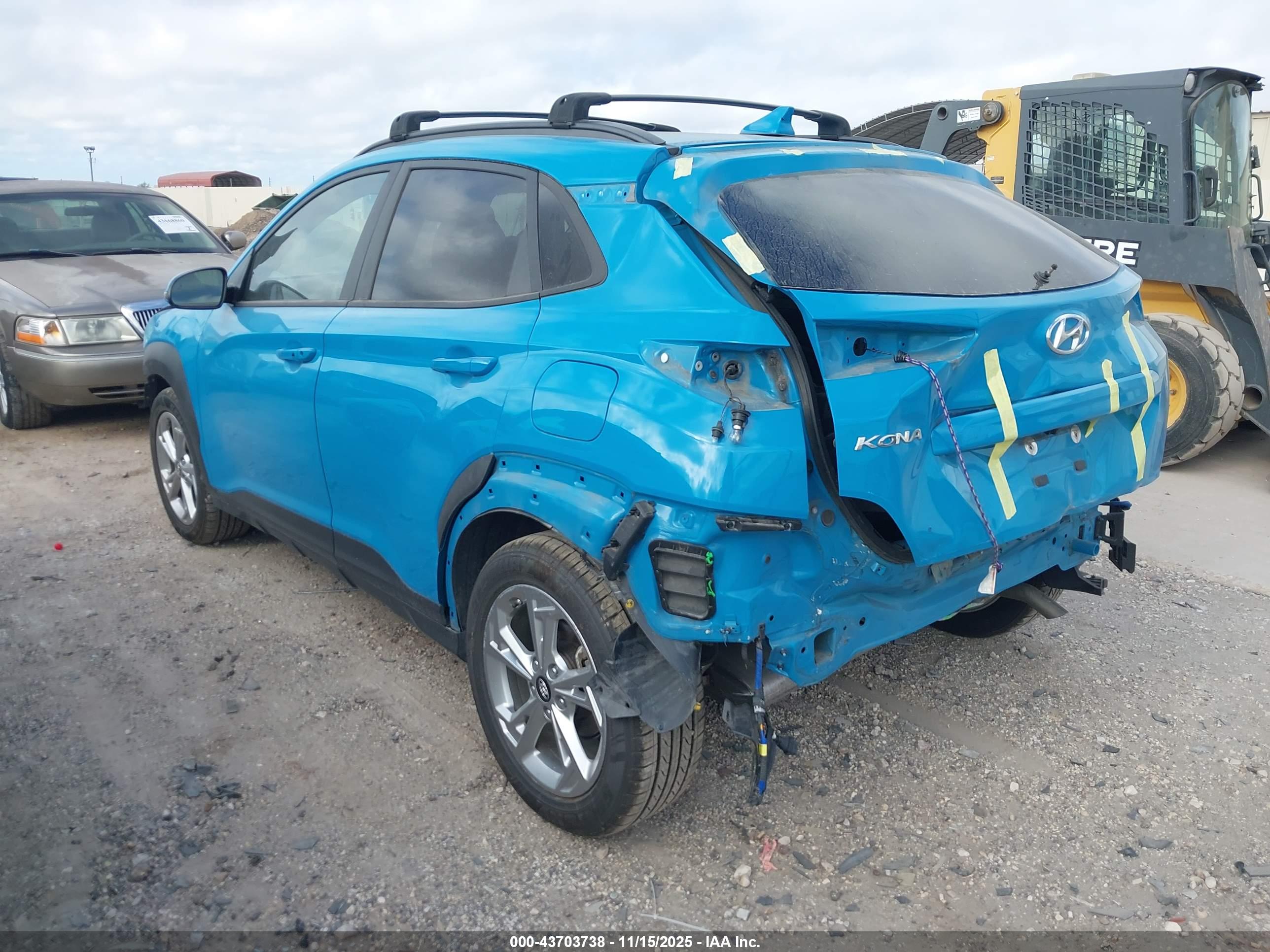 HYUNDAI KONA image 3