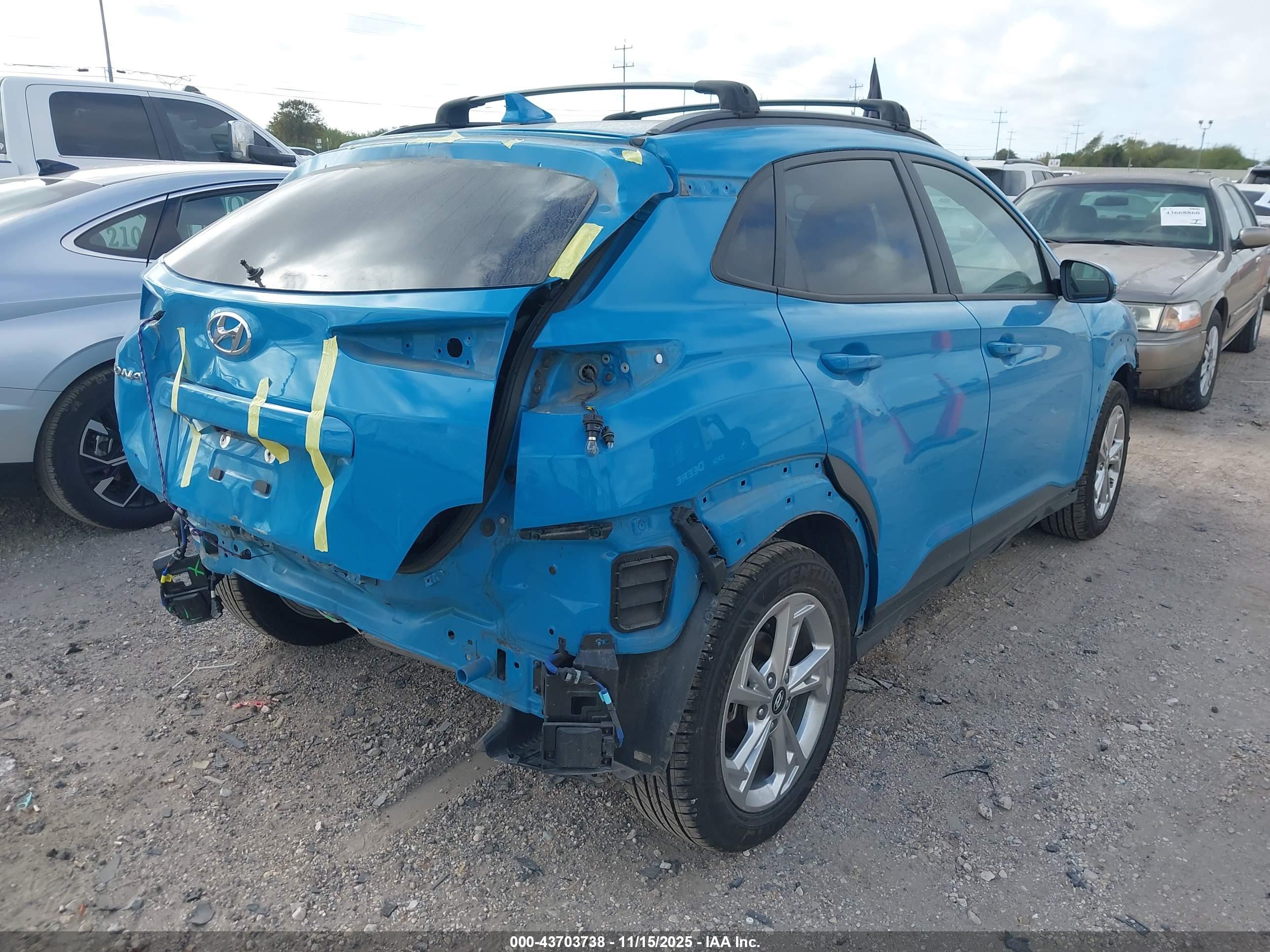 HYUNDAI KONA image 4