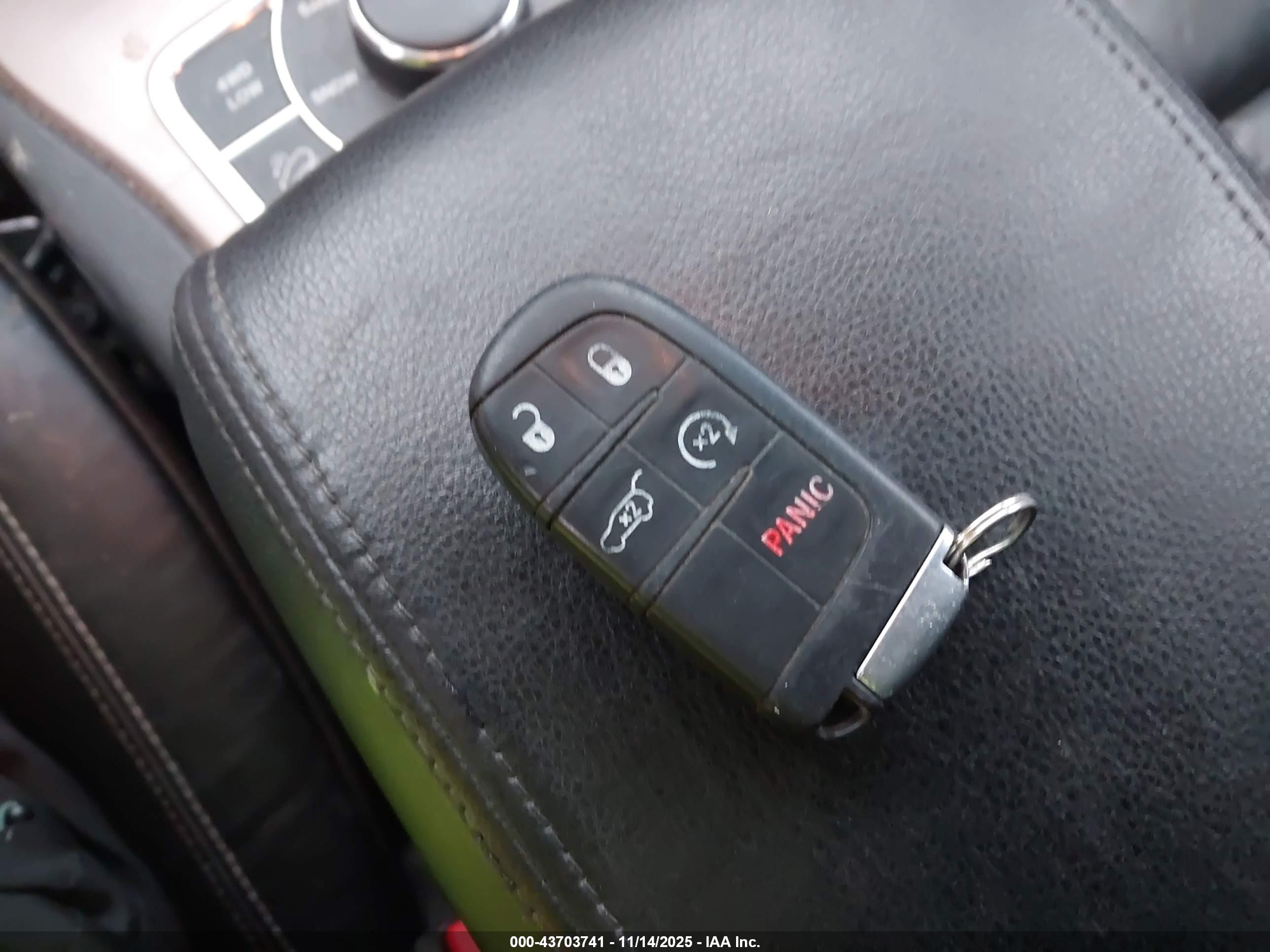 JEEP GRAND image 11