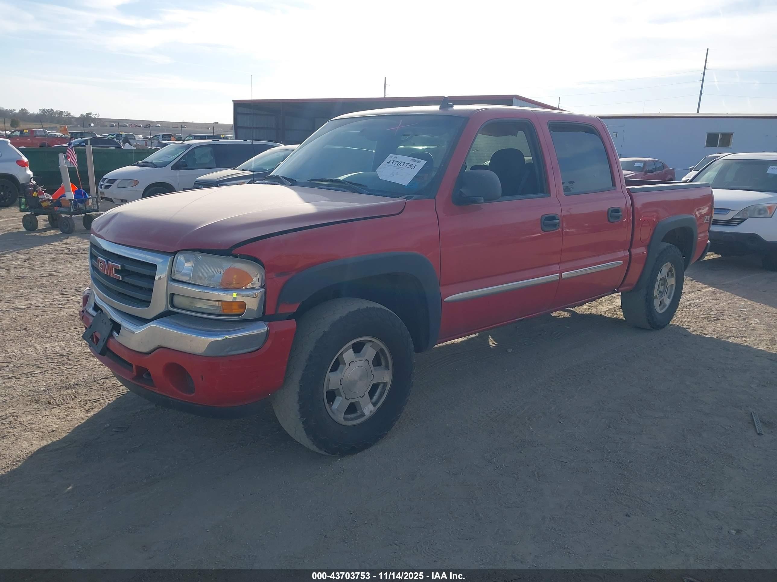 GMC SIERRA image 2